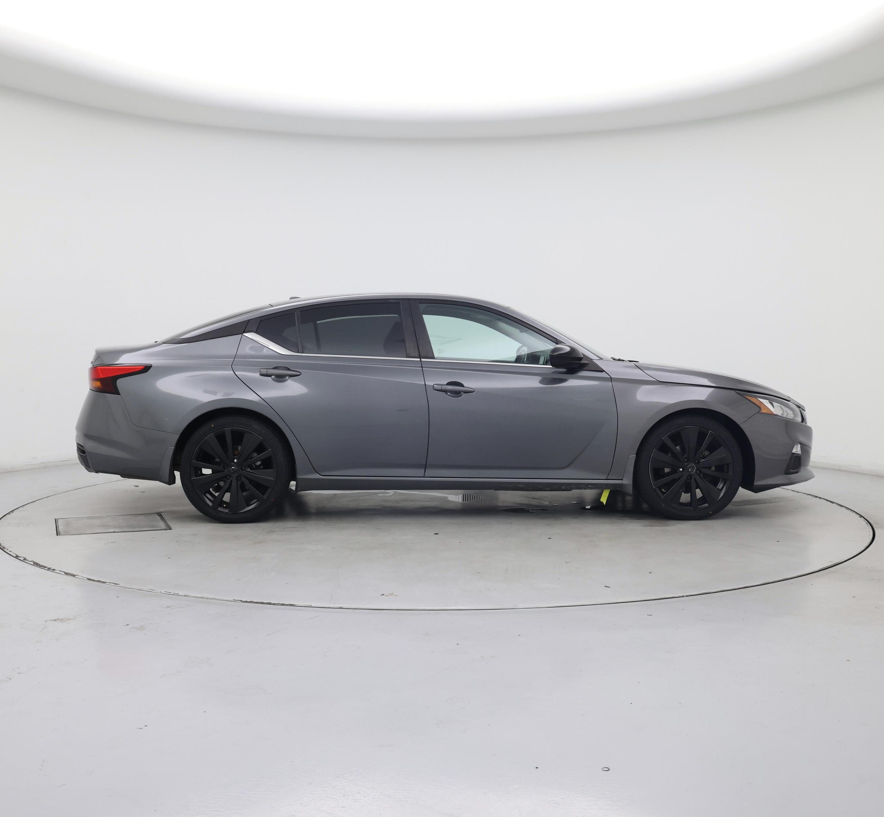 Thumbnail: 2020 Nissan Altima - 7