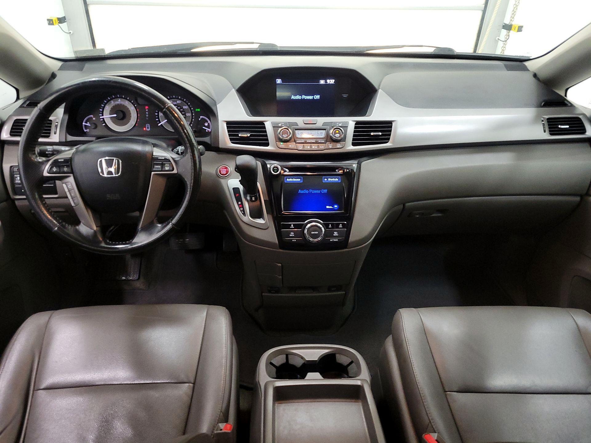 Thumbnail: 2016 Honda Odyssey - 9