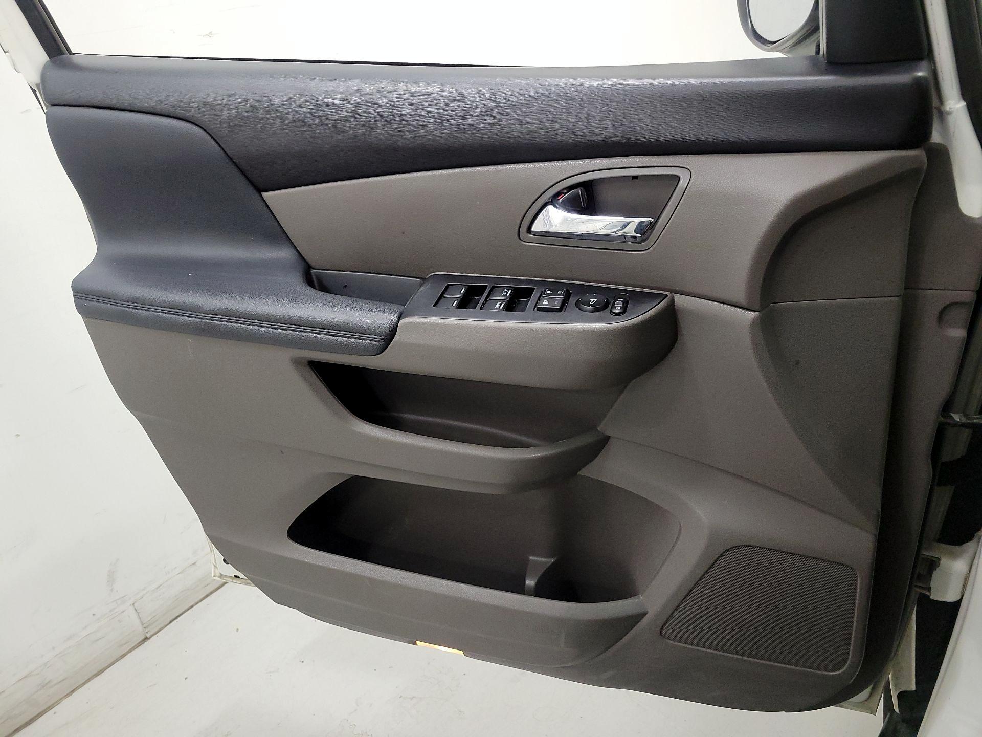 Thumbnail: 2016 Honda Odyssey - 12