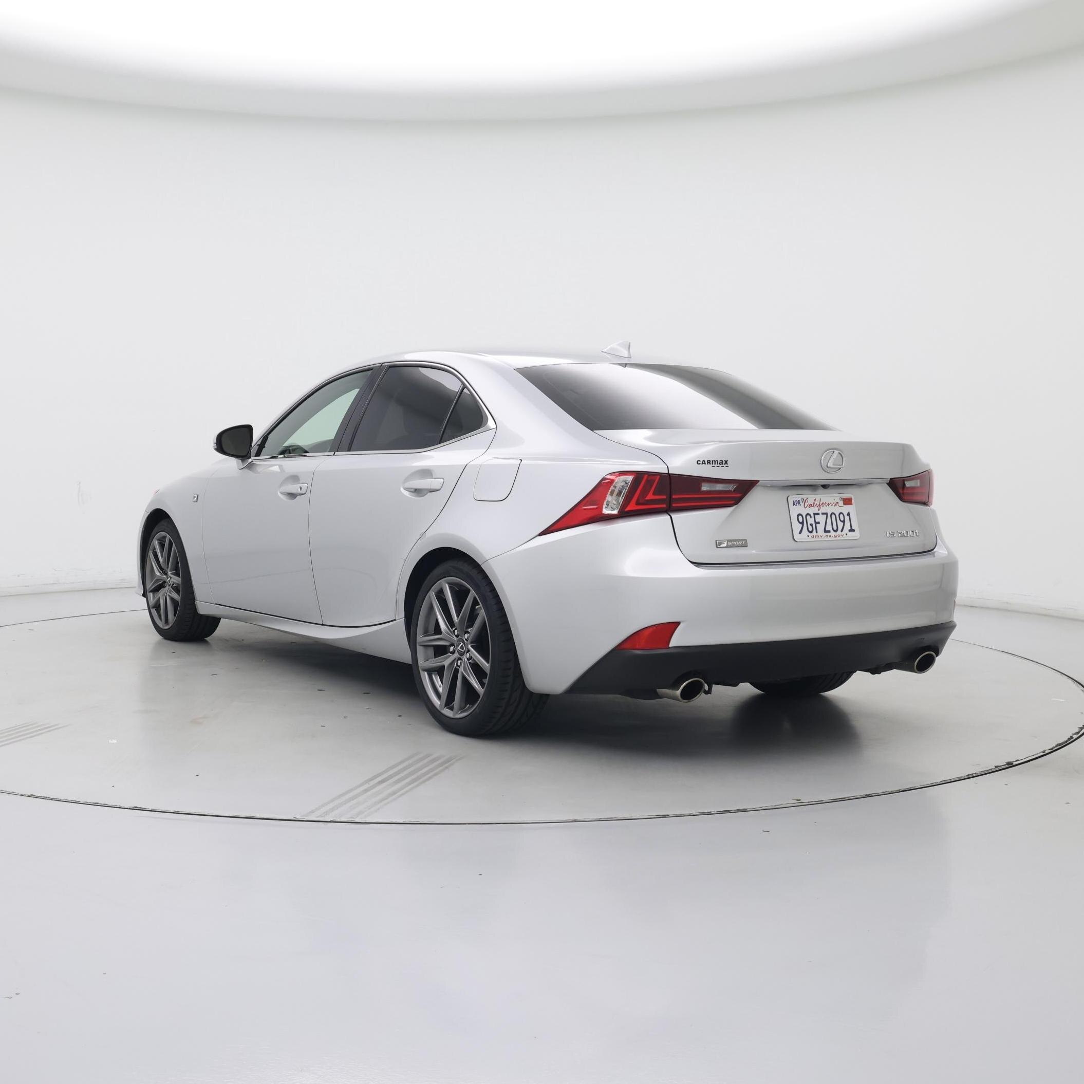 Thumbnail: 2016 Lexus IS - 2