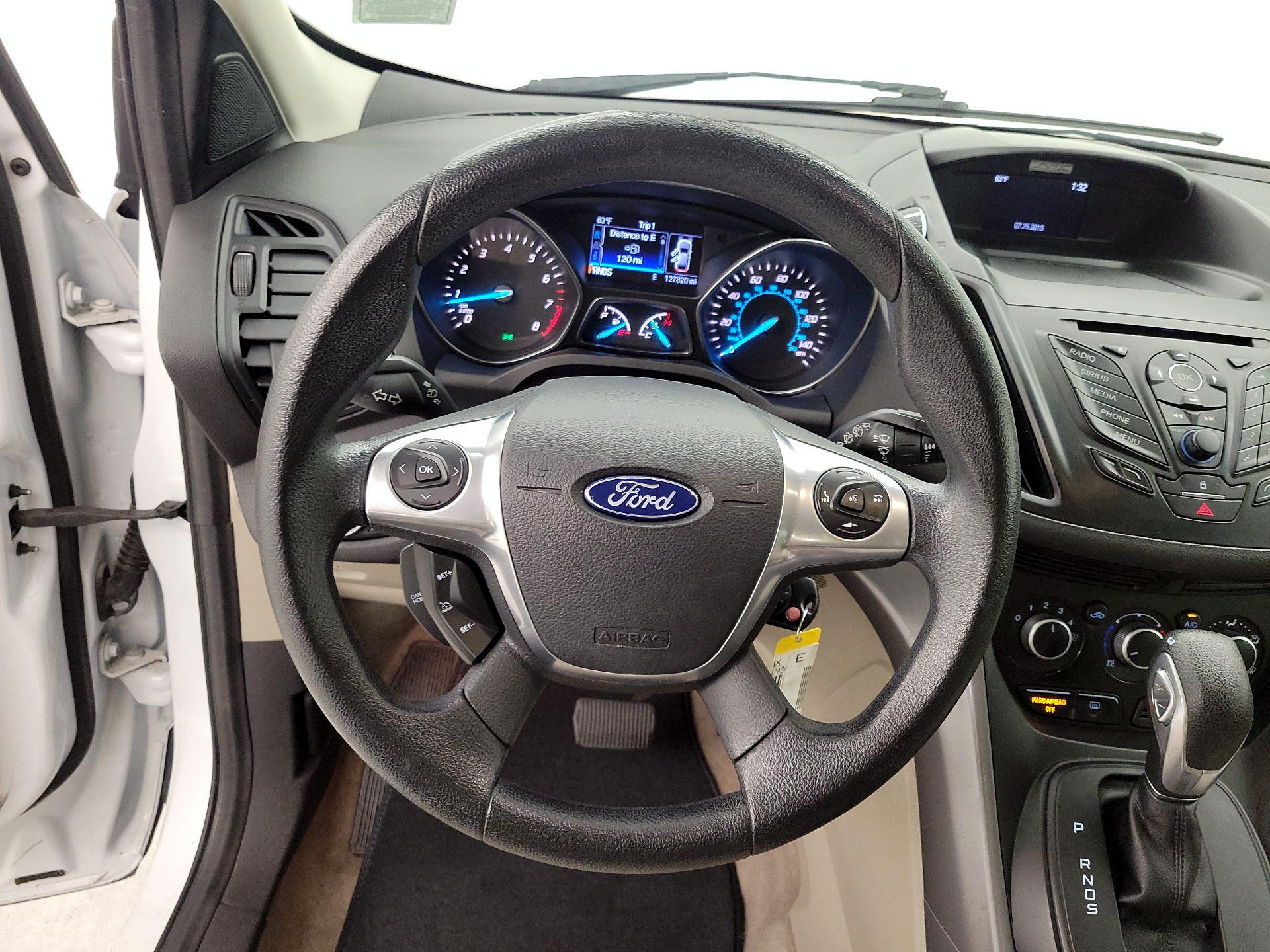 Thumbnail: 2016 Ford Escape - 10