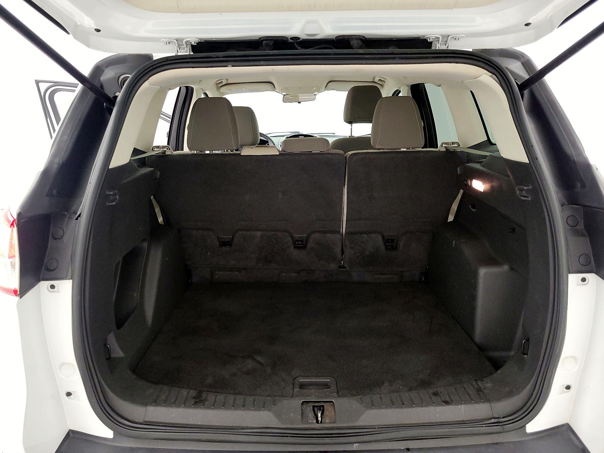 Thumbnail: 2016 Ford Escape - 19