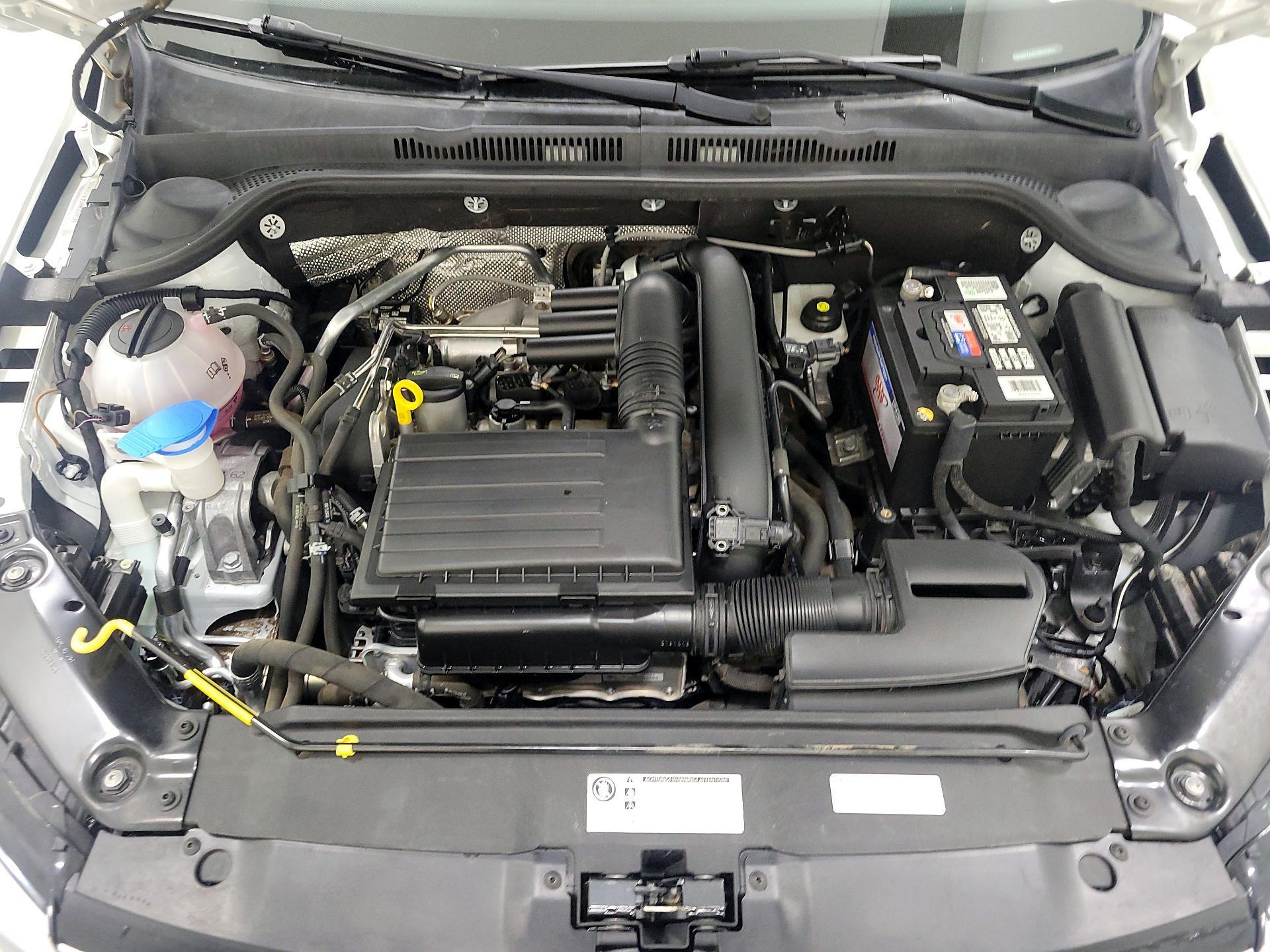 Thumbnail: 2017 Volkswagen Jetta - 20
