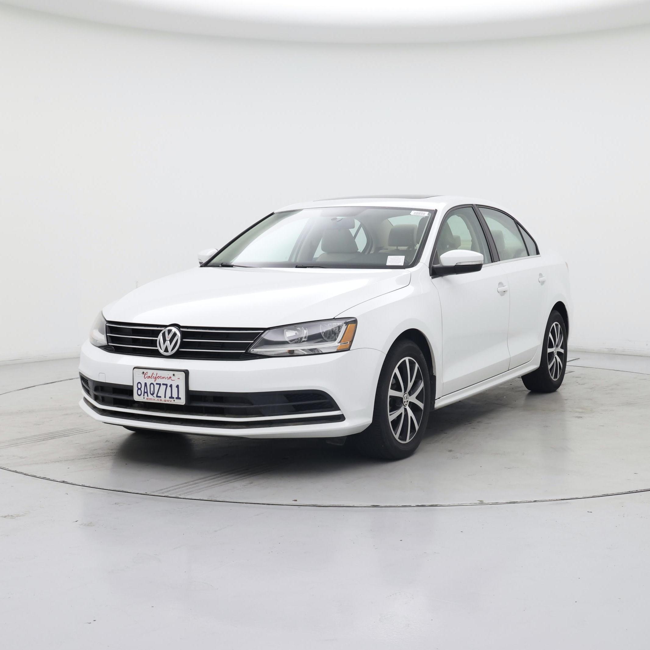 Thumbnail: 2017 Volkswagen Jetta - 4