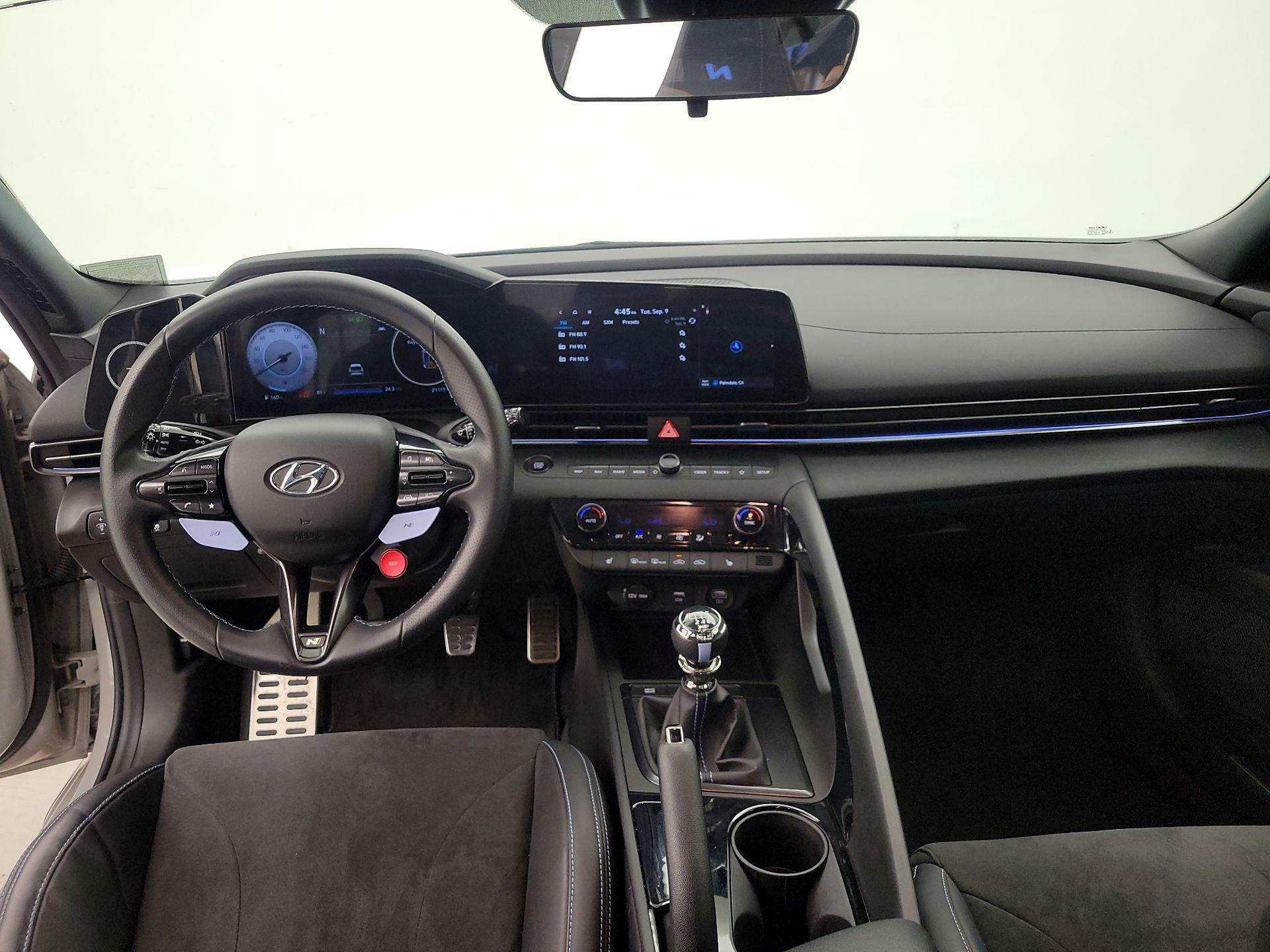Thumbnail: 2023 Hyundai Elantra - 9