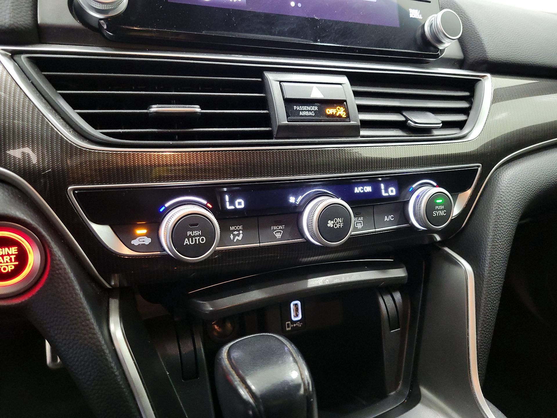 Thumbnail: 2018 Honda Accord - 16