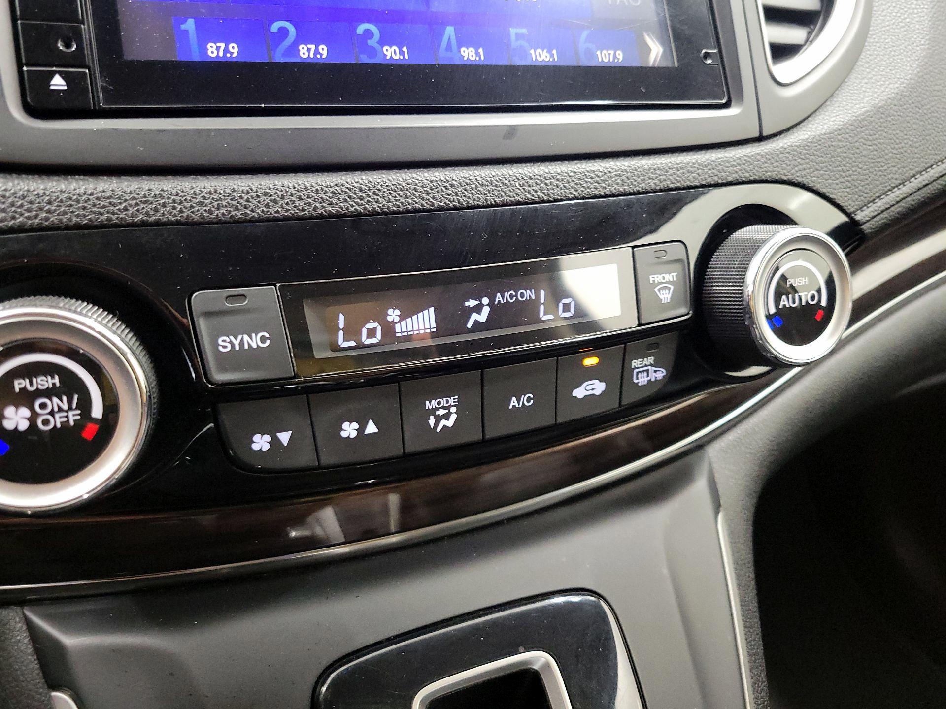 Thumbnail: 2015 Honda CR-V - 16