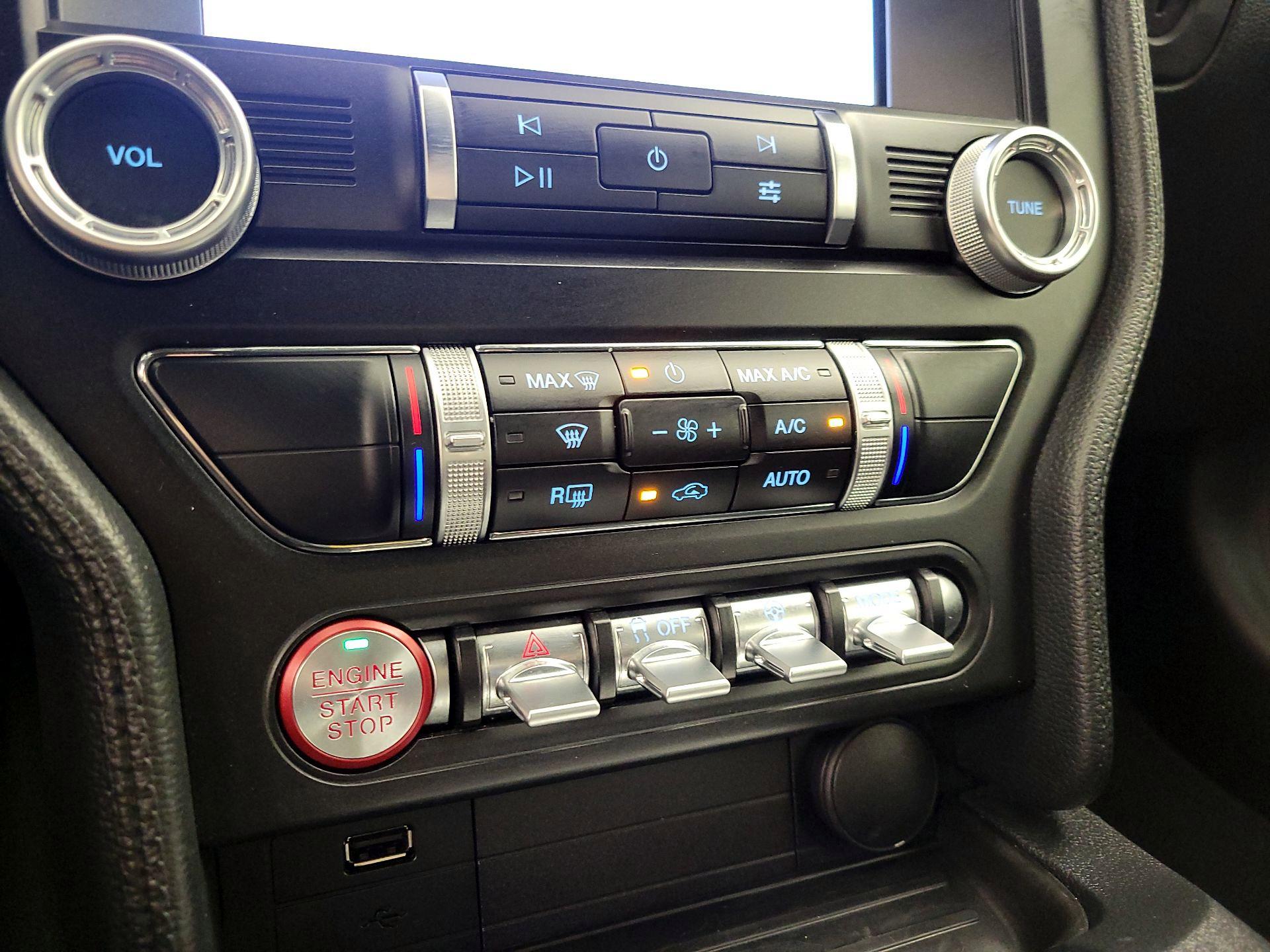 Thumbnail: 2022 Ford Mustang - 17