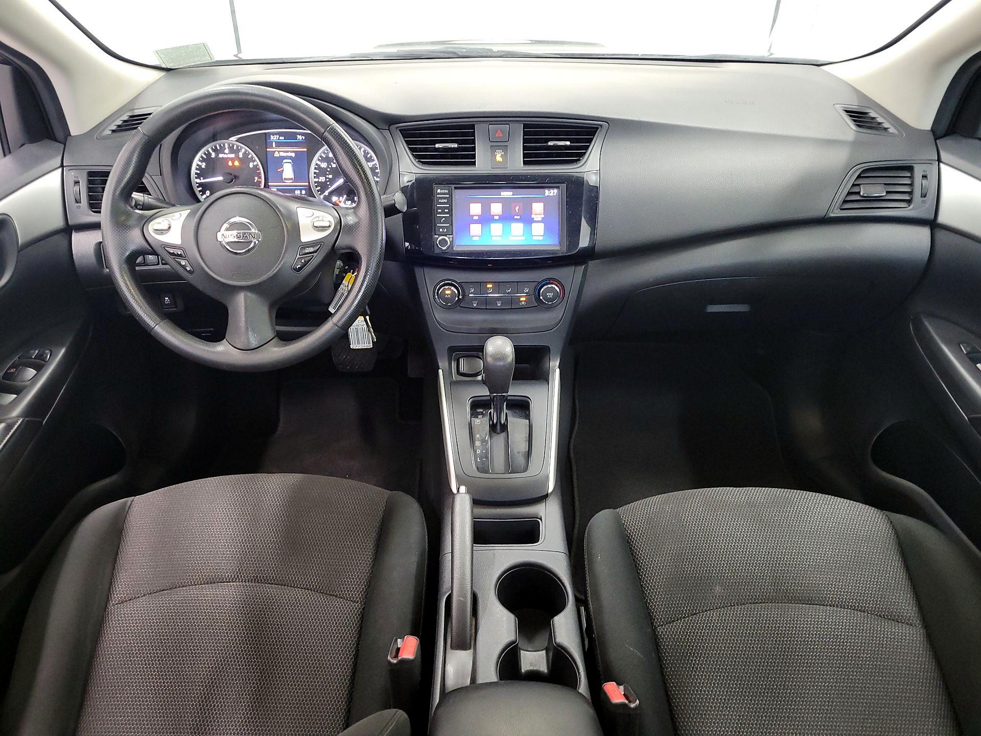 Thumbnail: 2019 Nissan Sentra - 9