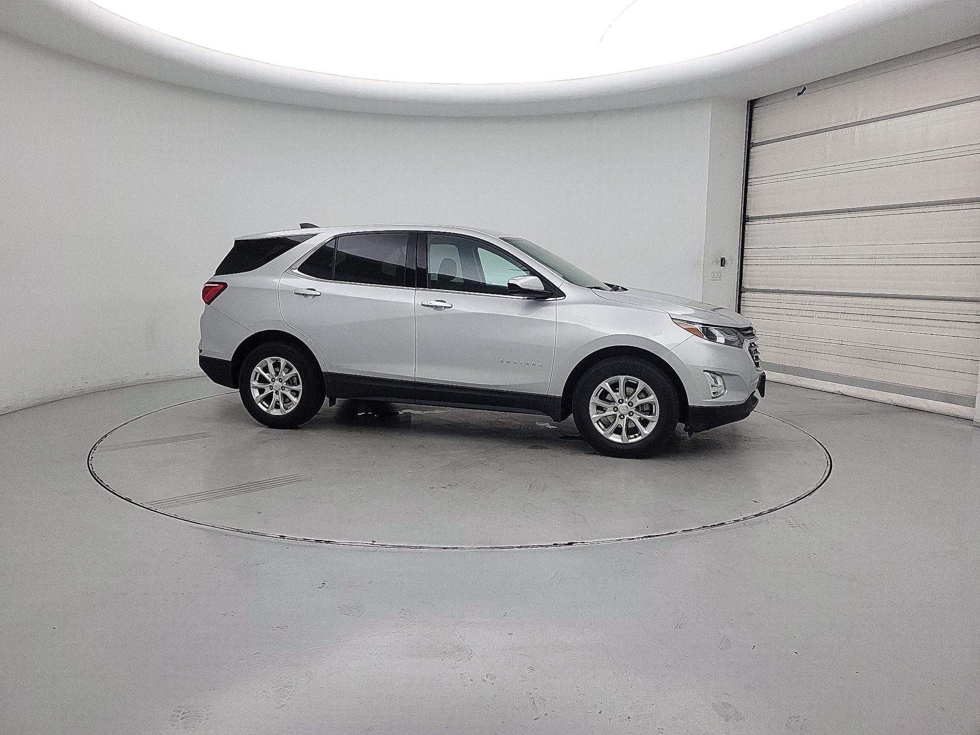 Thumbnail: 2020 Chevrolet Equinox - 4