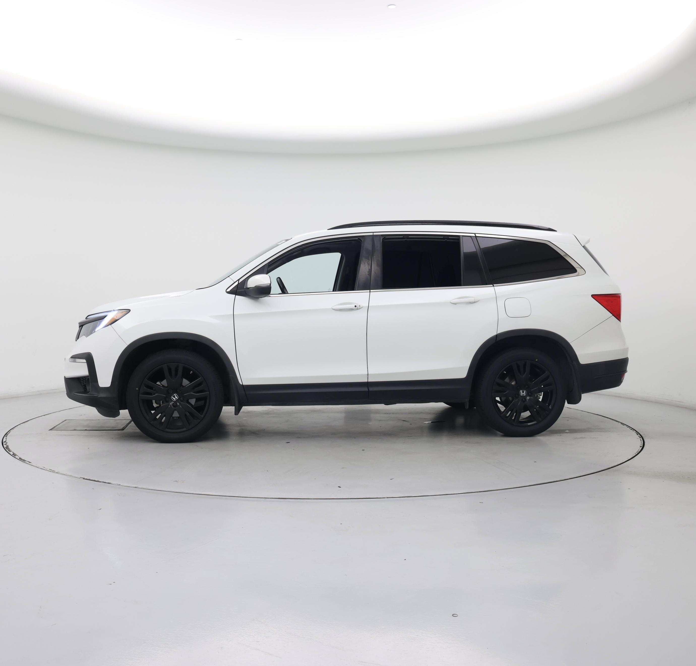 Thumbnail: 2021 Honda Pilot - 3