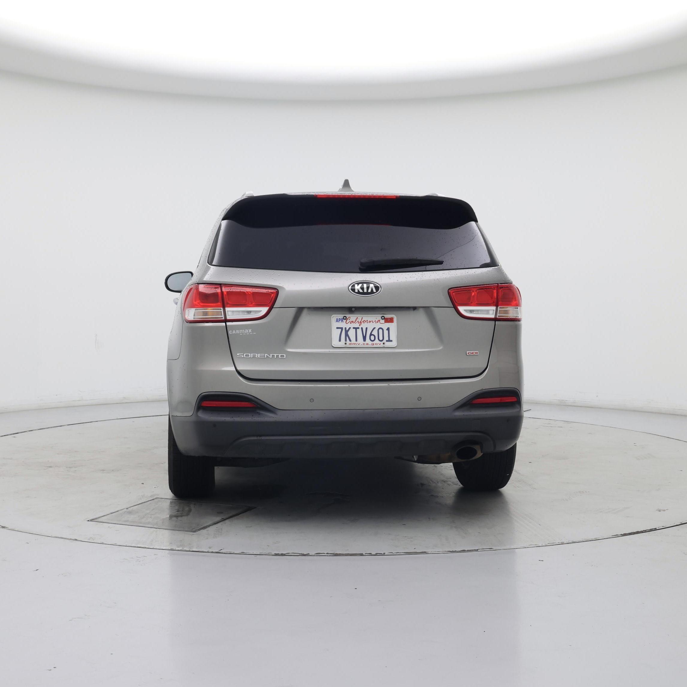 Thumbnail: 2016 Kia Sorento - 6