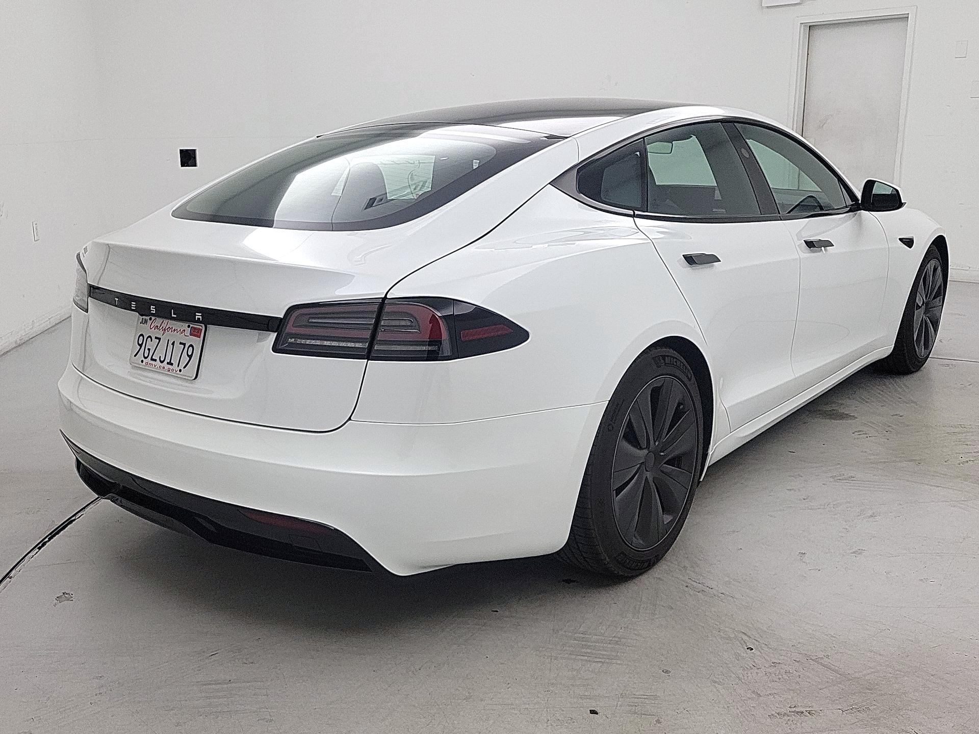Thumbnail: 2023 Tesla Model S - 5