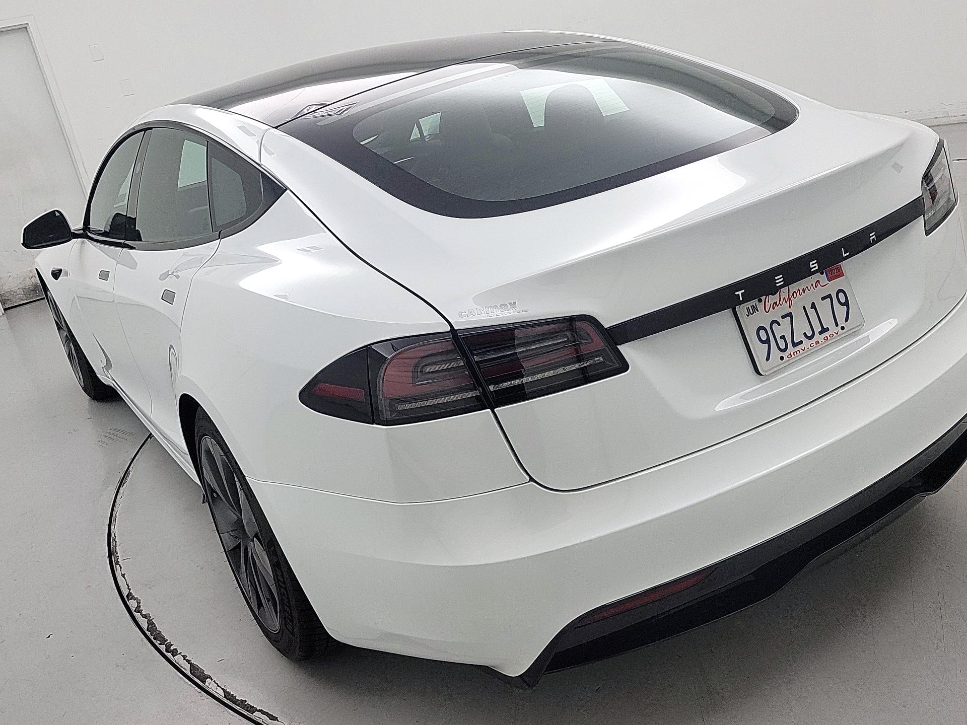 Thumbnail: 2023 Tesla Model S - 7