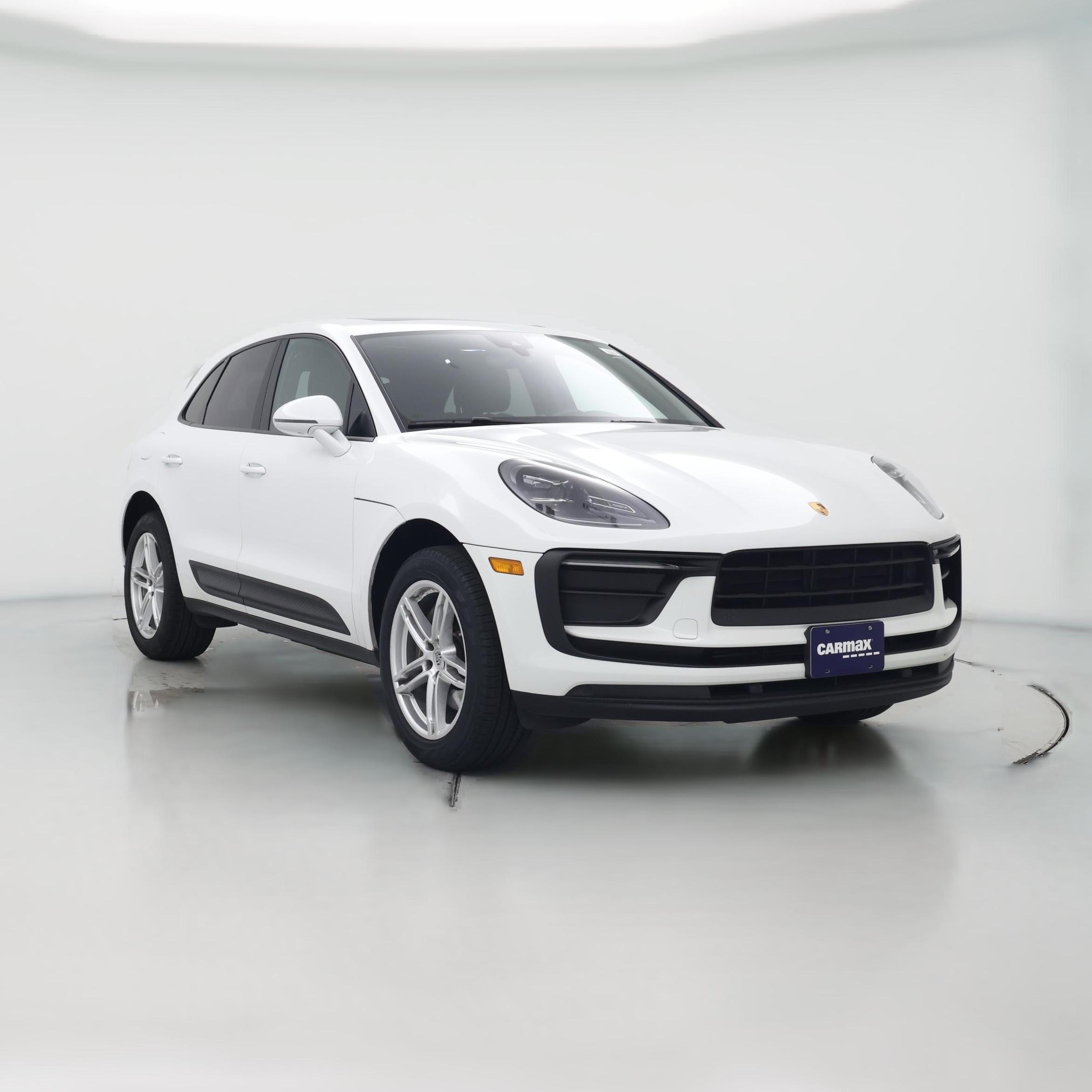 Thumbnail: 2022 Porsche Macan - 1