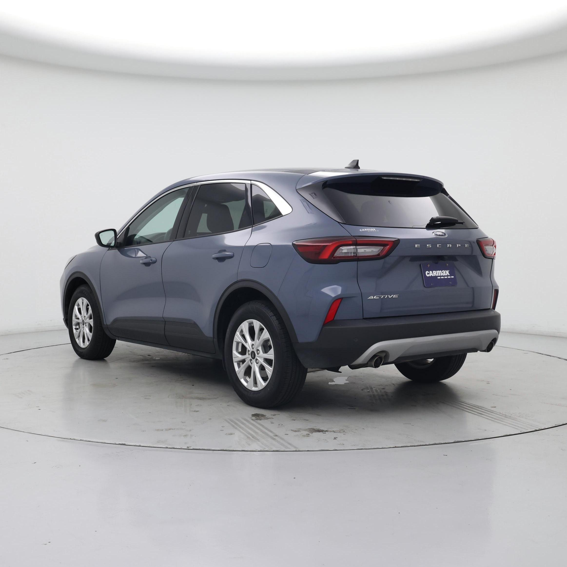 Thumbnail: 2023 Ford Escape - 2