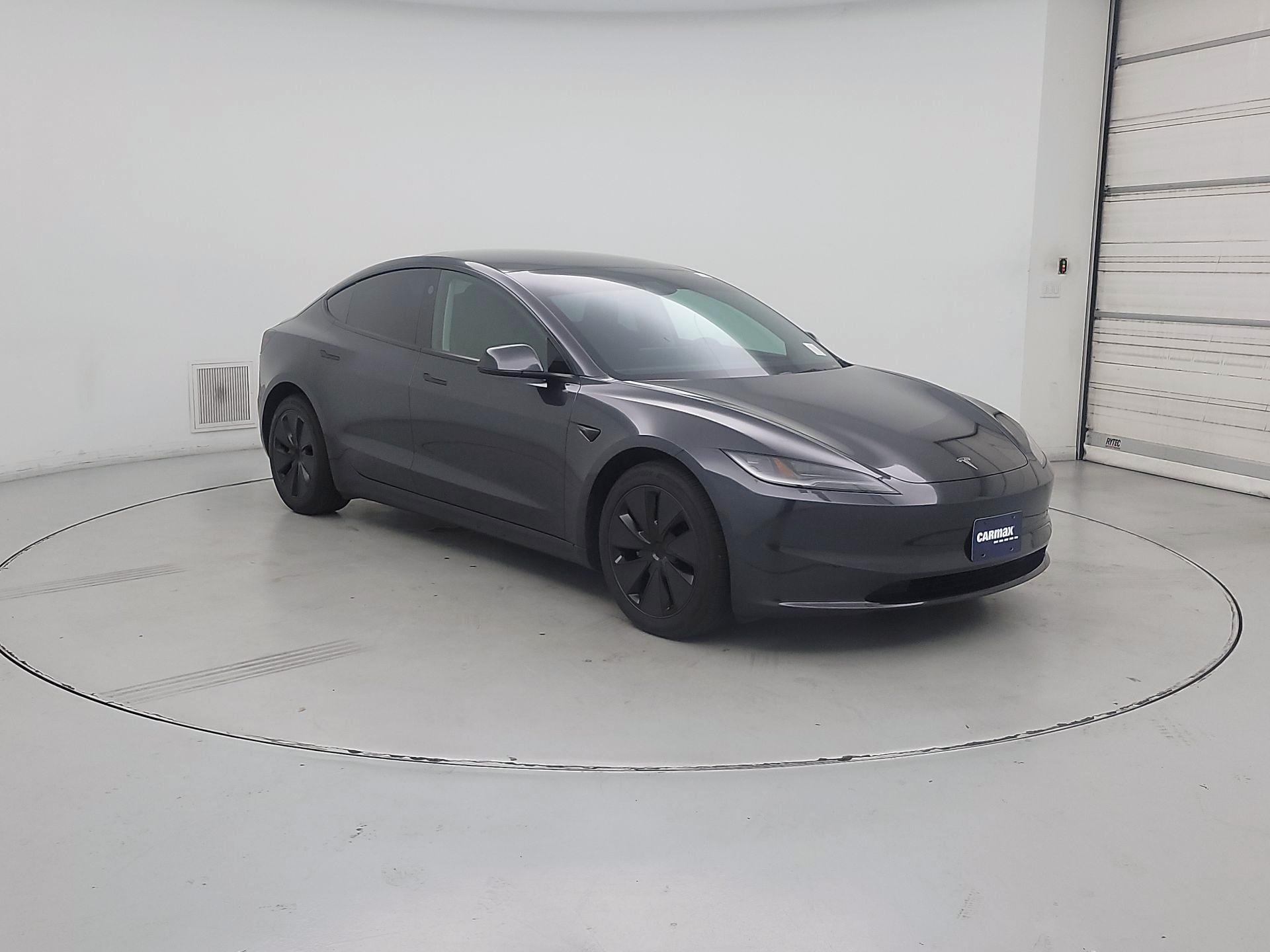 Thumbnail: 2025 Tesla Model 3 - 1