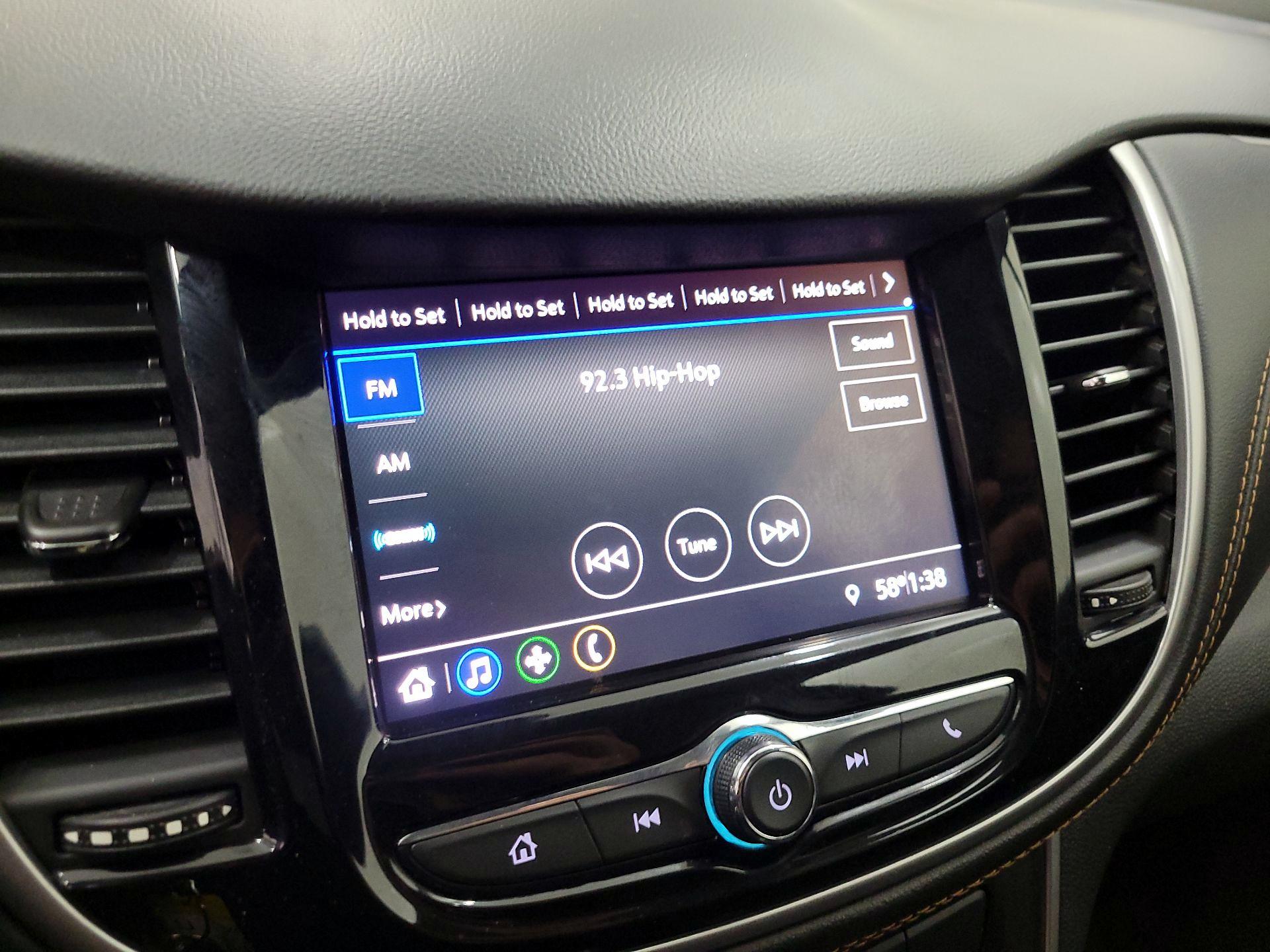 Thumbnail: 2021 Chevrolet Trax - 15
