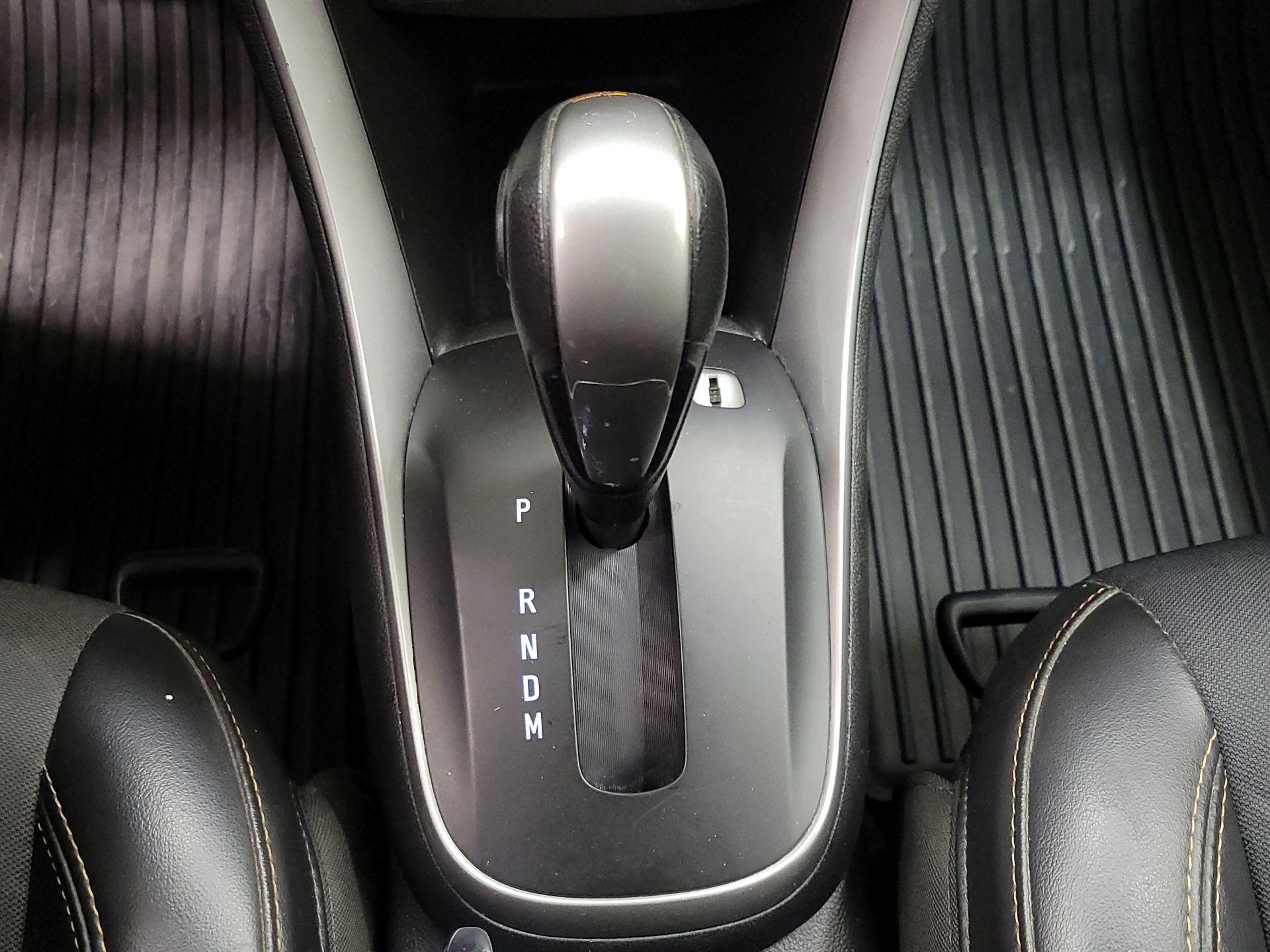 Thumbnail: 2021 Chevrolet Trax - 17
