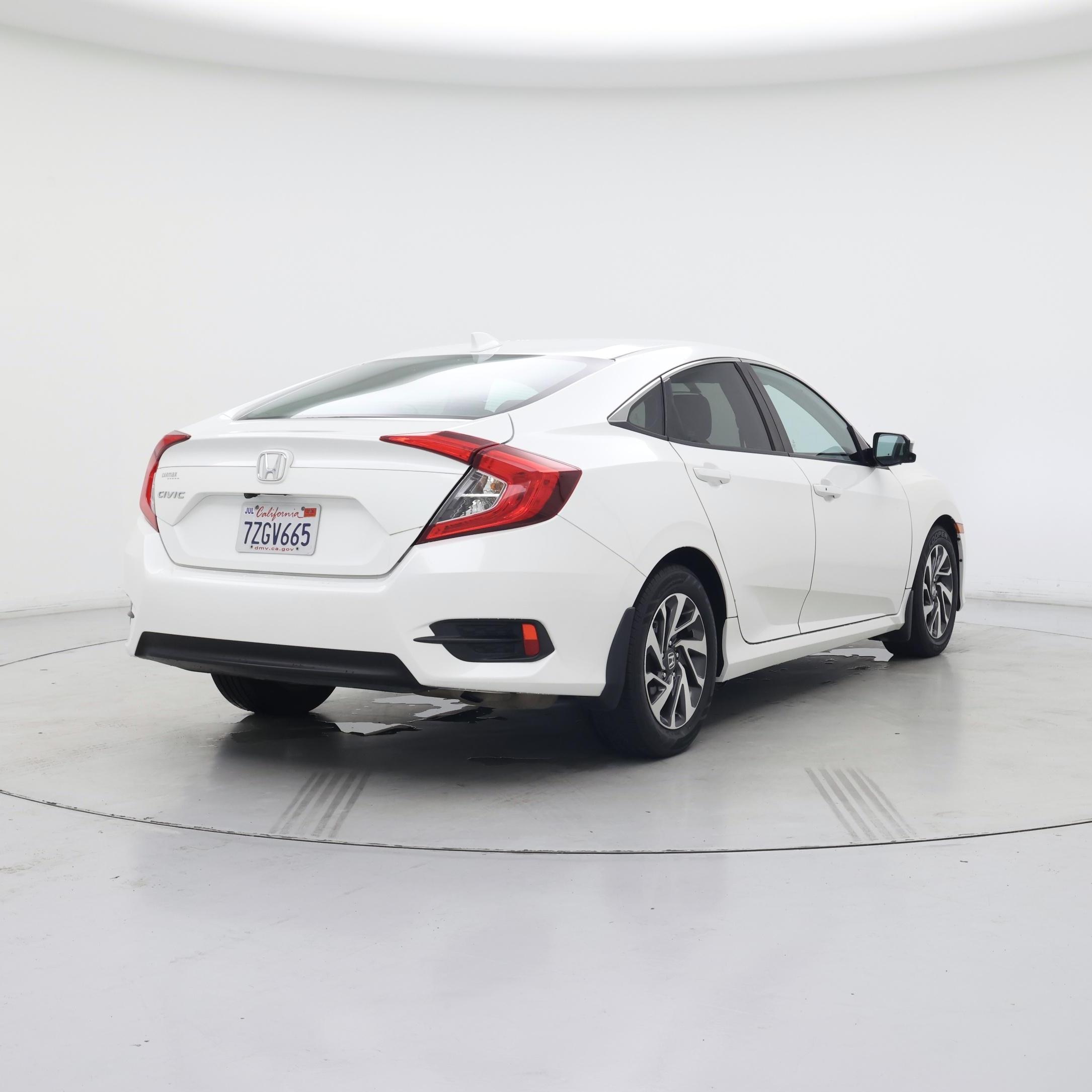 Thumbnail: 2017 Honda Civic - 8