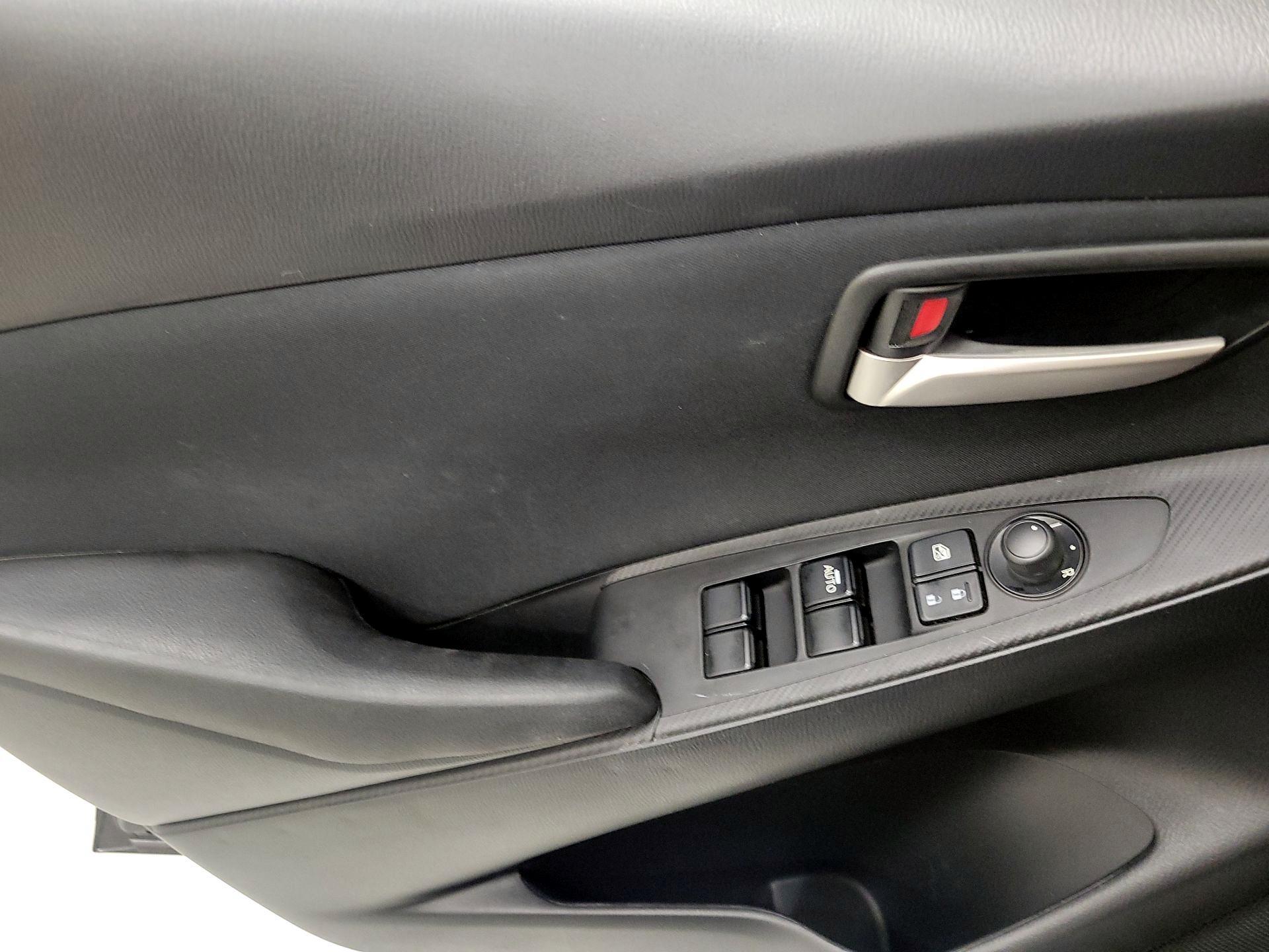 Thumbnail: 2020 Toyota Yaris - 12