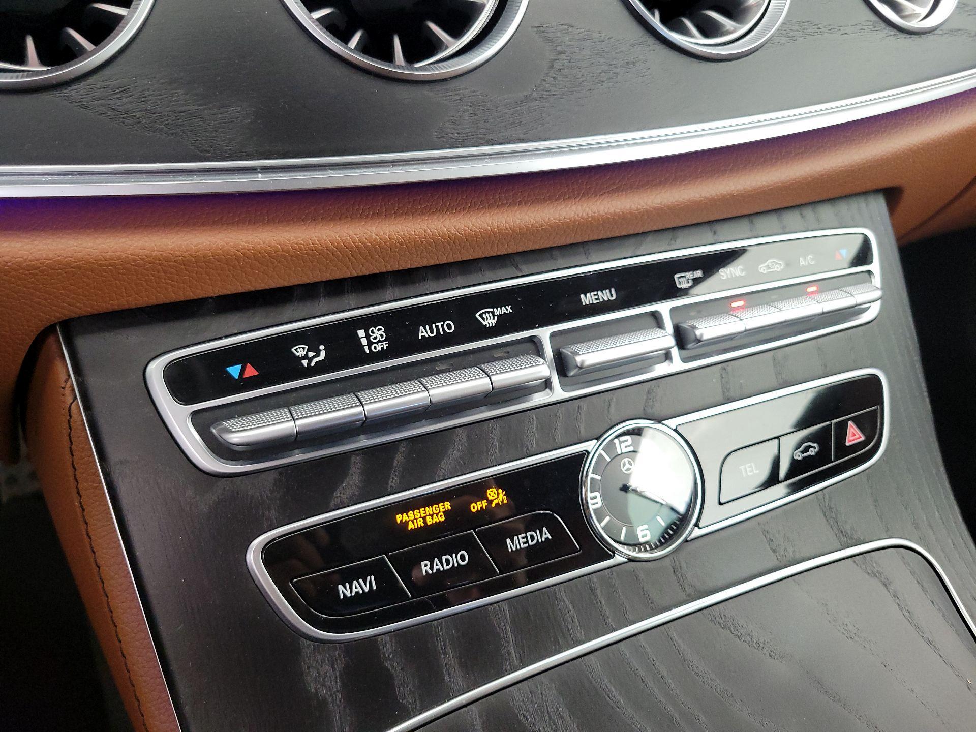 Thumbnail: 2019 Mercedes-Benz E-Class - 15