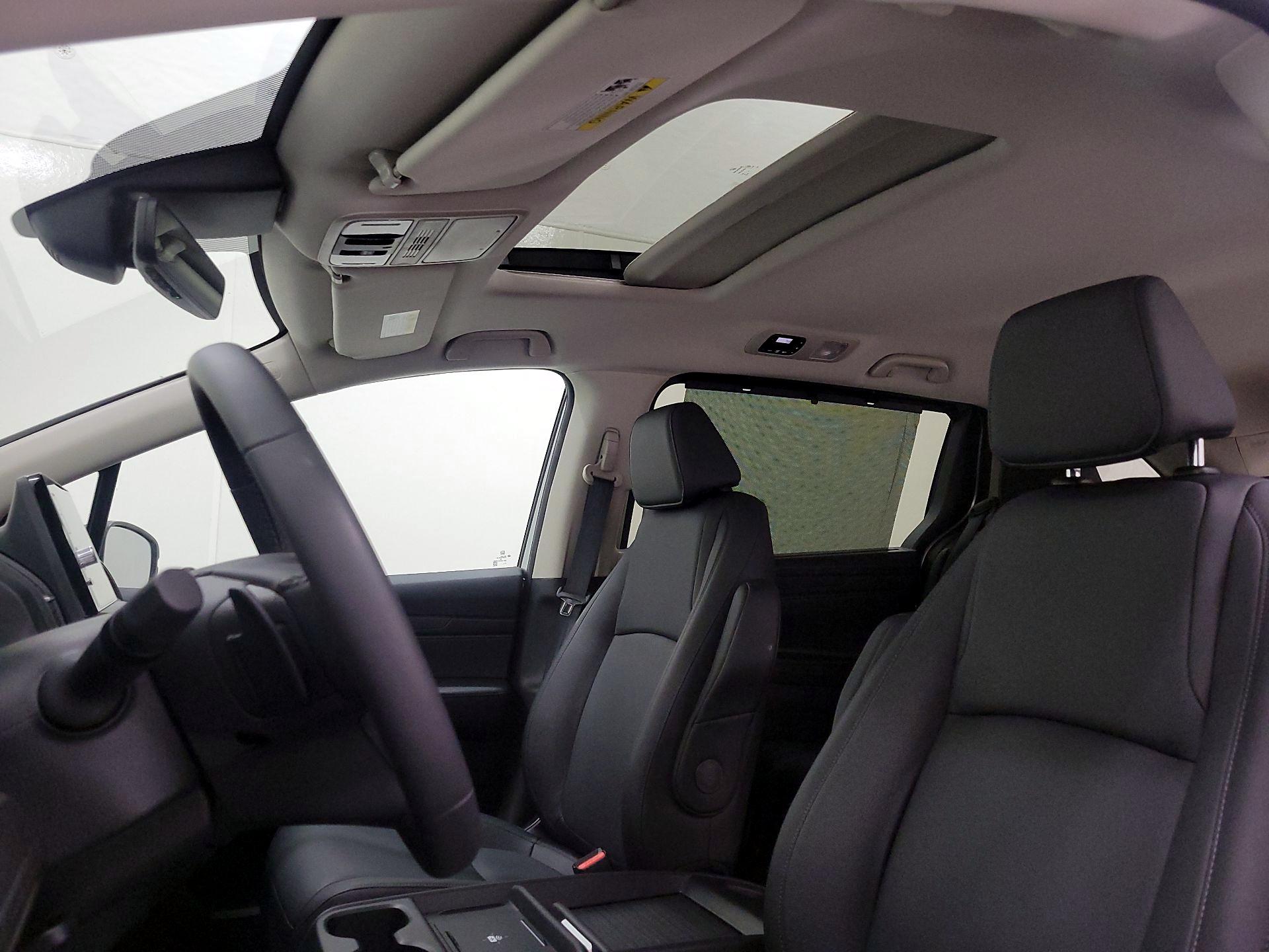 Thumbnail: 2025 Honda Odyssey - 19