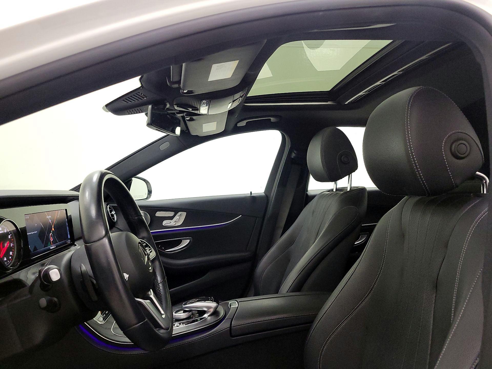 Thumbnail: 2019 Mercedes-Benz E-Class - 20