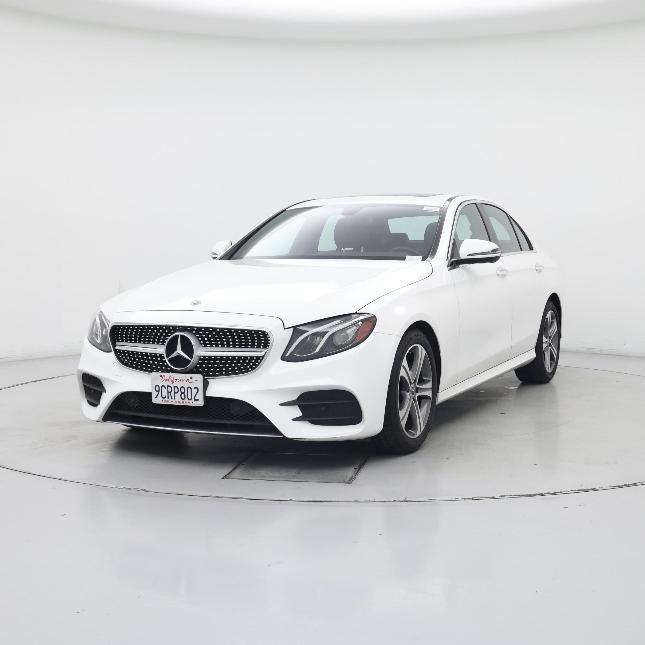 Thumbnail: 2019 Mercedes-Benz E-Class - 4