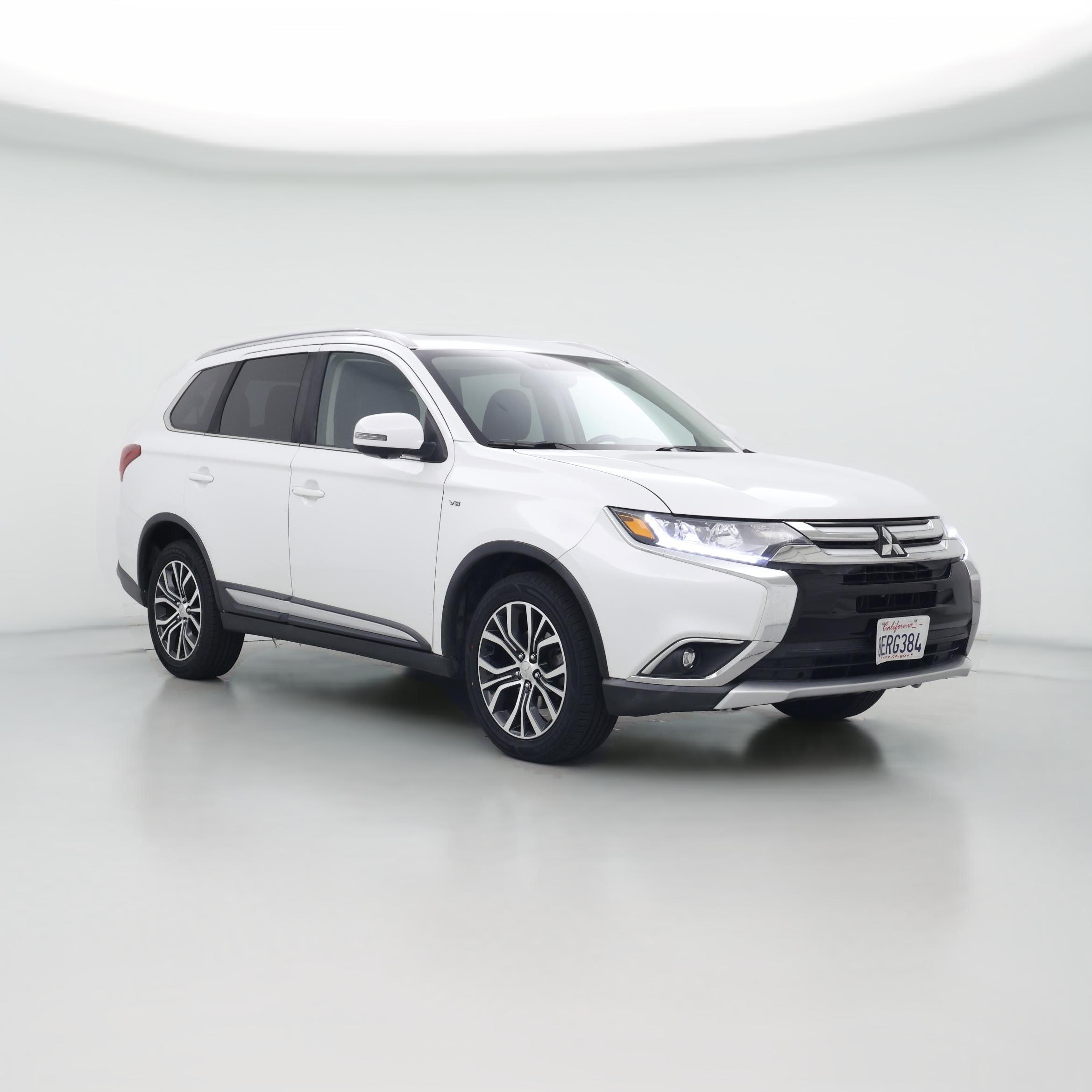 Thumbnail: 2018 Mitsubishi Outlander - 1