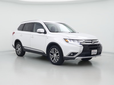 White 2018 Mitsubishi Outlander GT