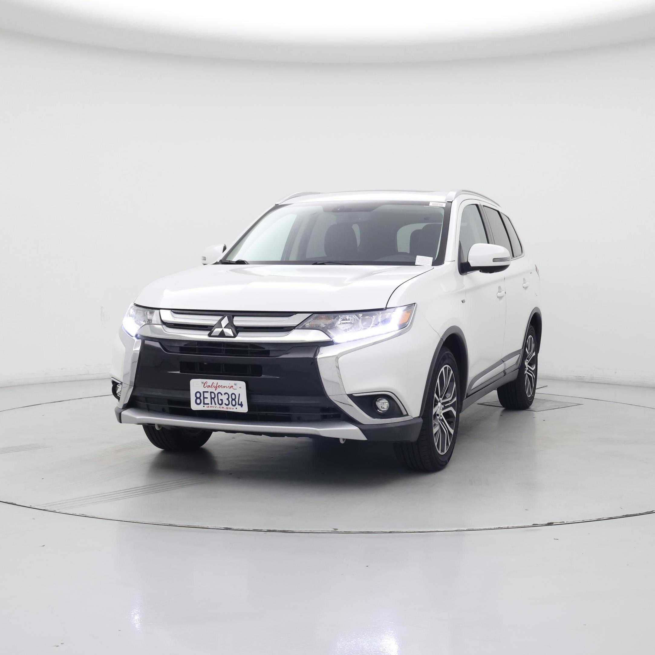 Thumbnail: 2018 Mitsubishi Outlander - 4