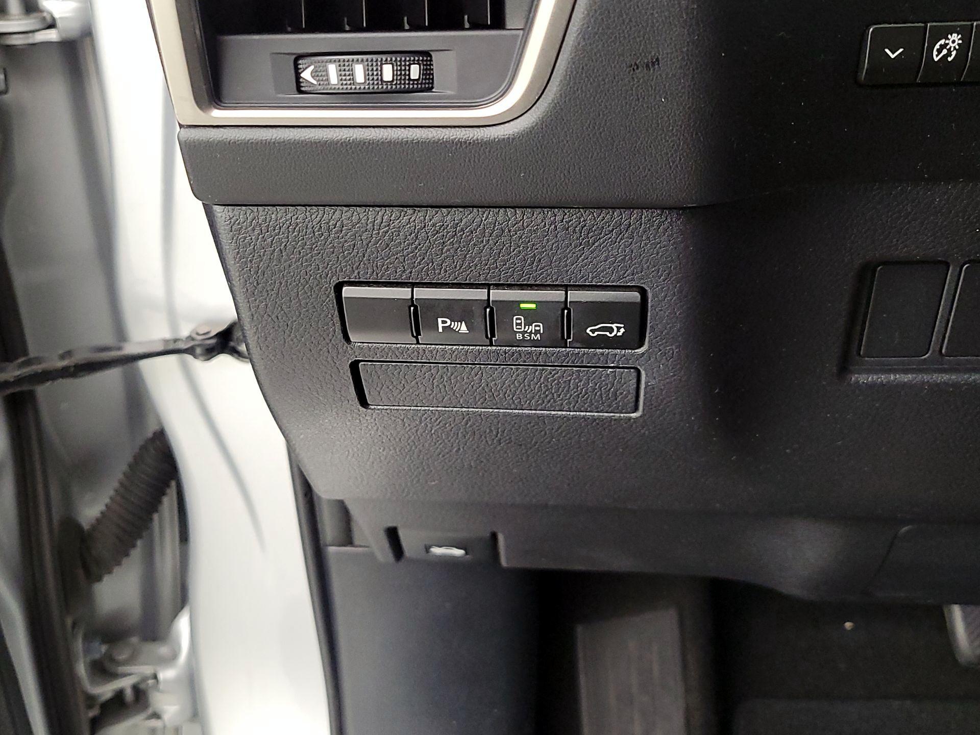 Thumbnail: 2016 Lexus NX - 13