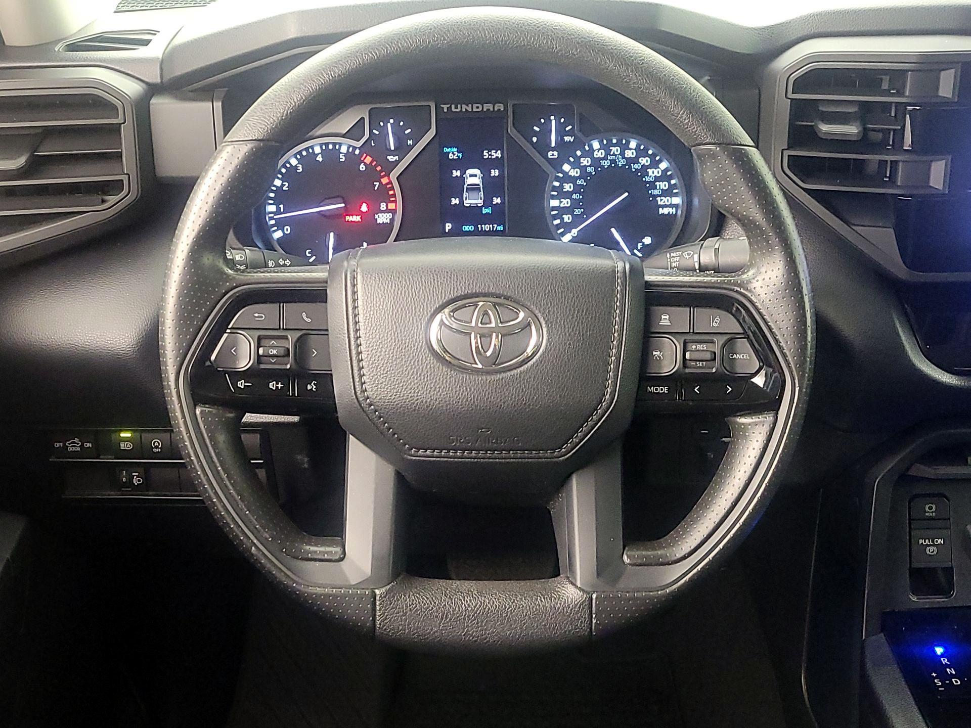 Thumbnail: 2023 Toyota Tundra - 10