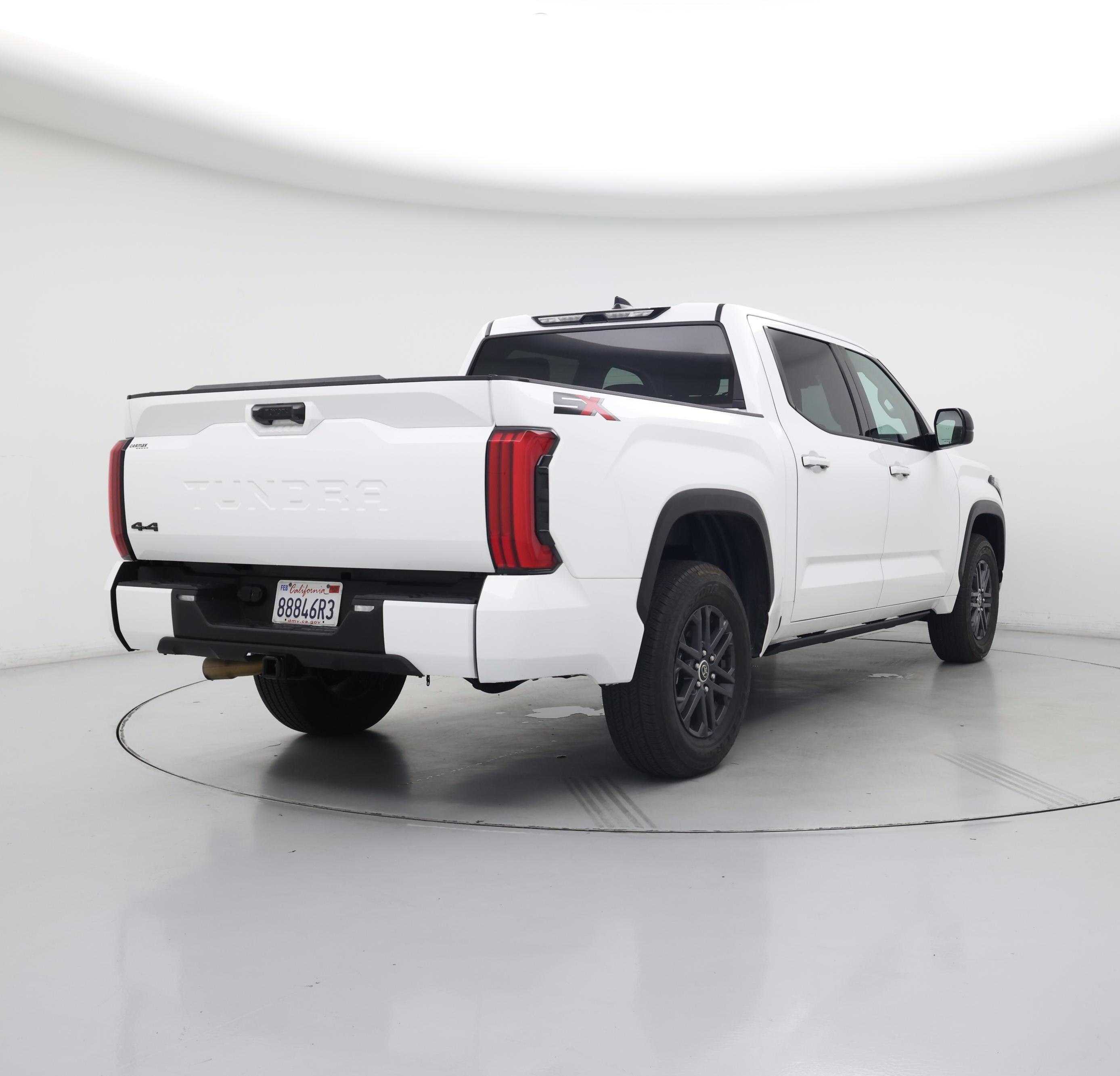 Thumbnail: 2023 Toyota Tundra - 8