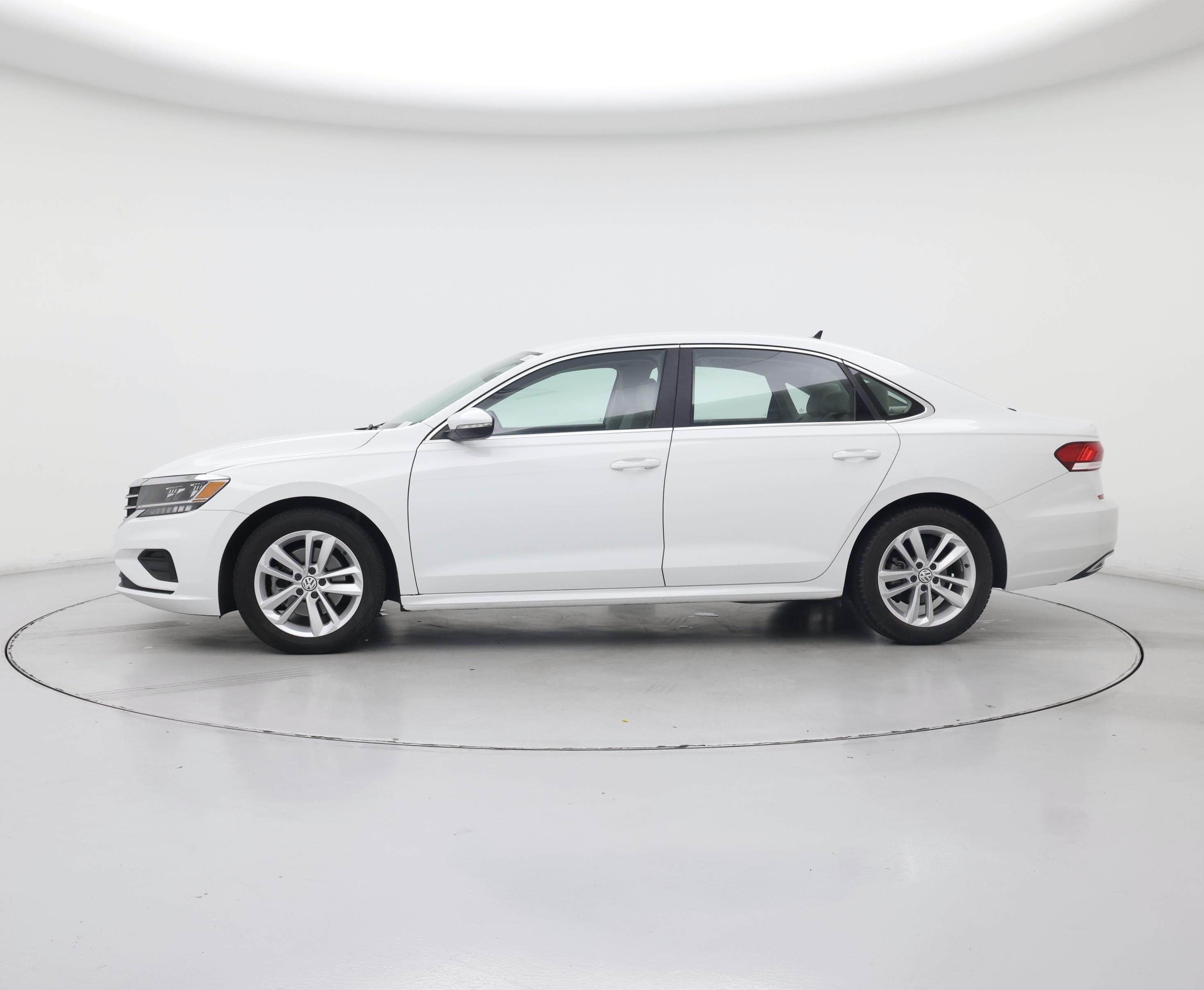 Thumbnail: 2020 Volkswagen Passat - 3