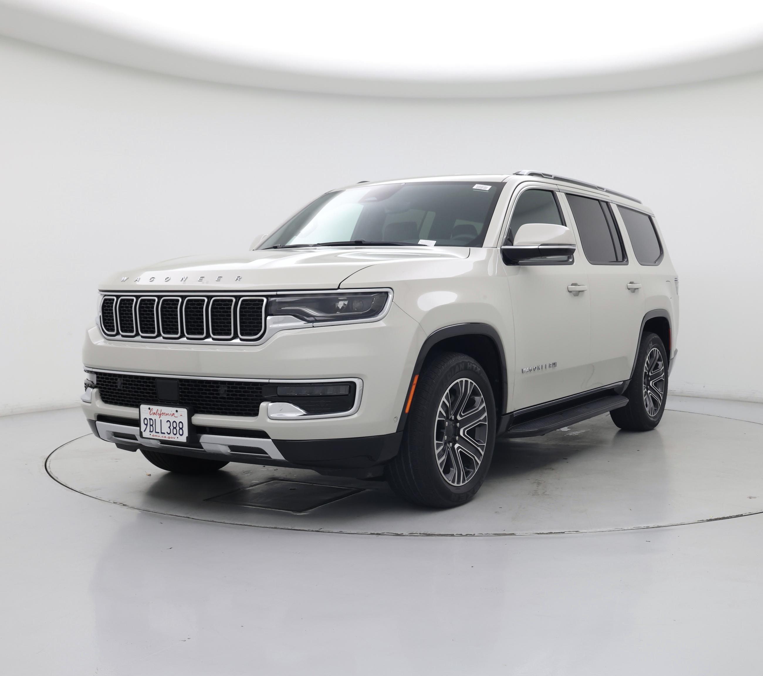 Thumbnail: 2022 Jeep Wagoneer - 4
