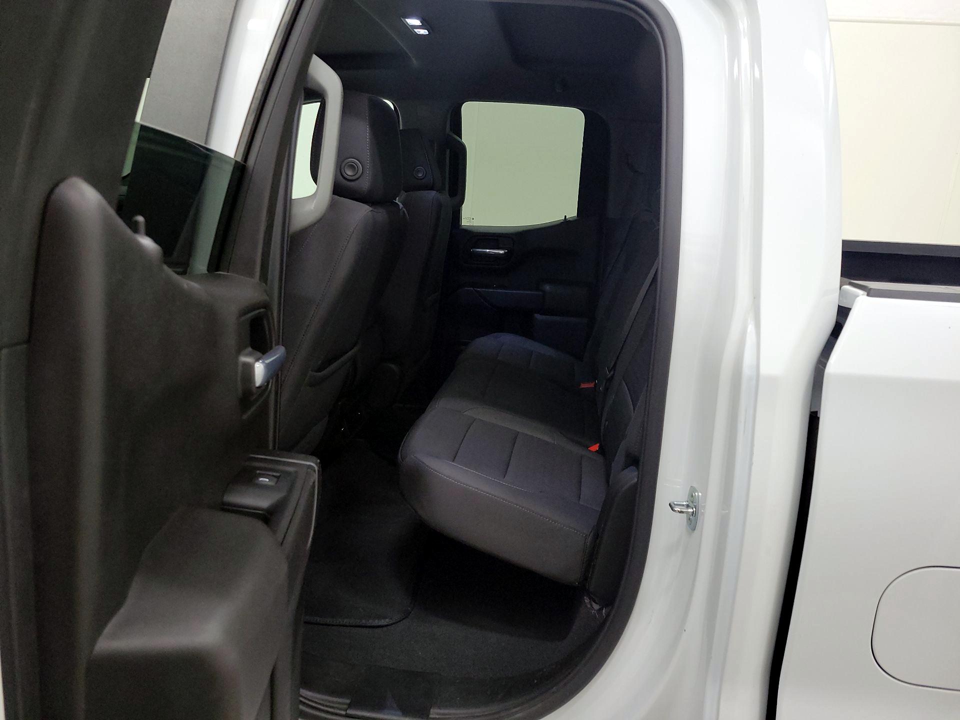 Thumbnail: 2022 Chevrolet Silverado 1500 - 19