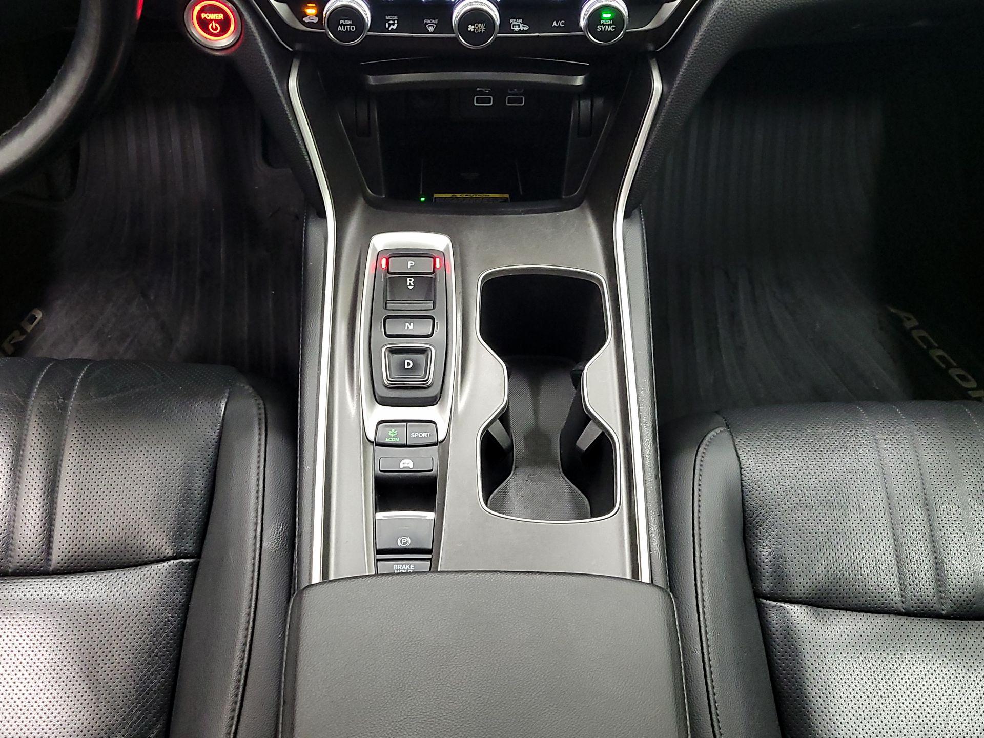 Thumbnail: 2022 Honda Accord - 18