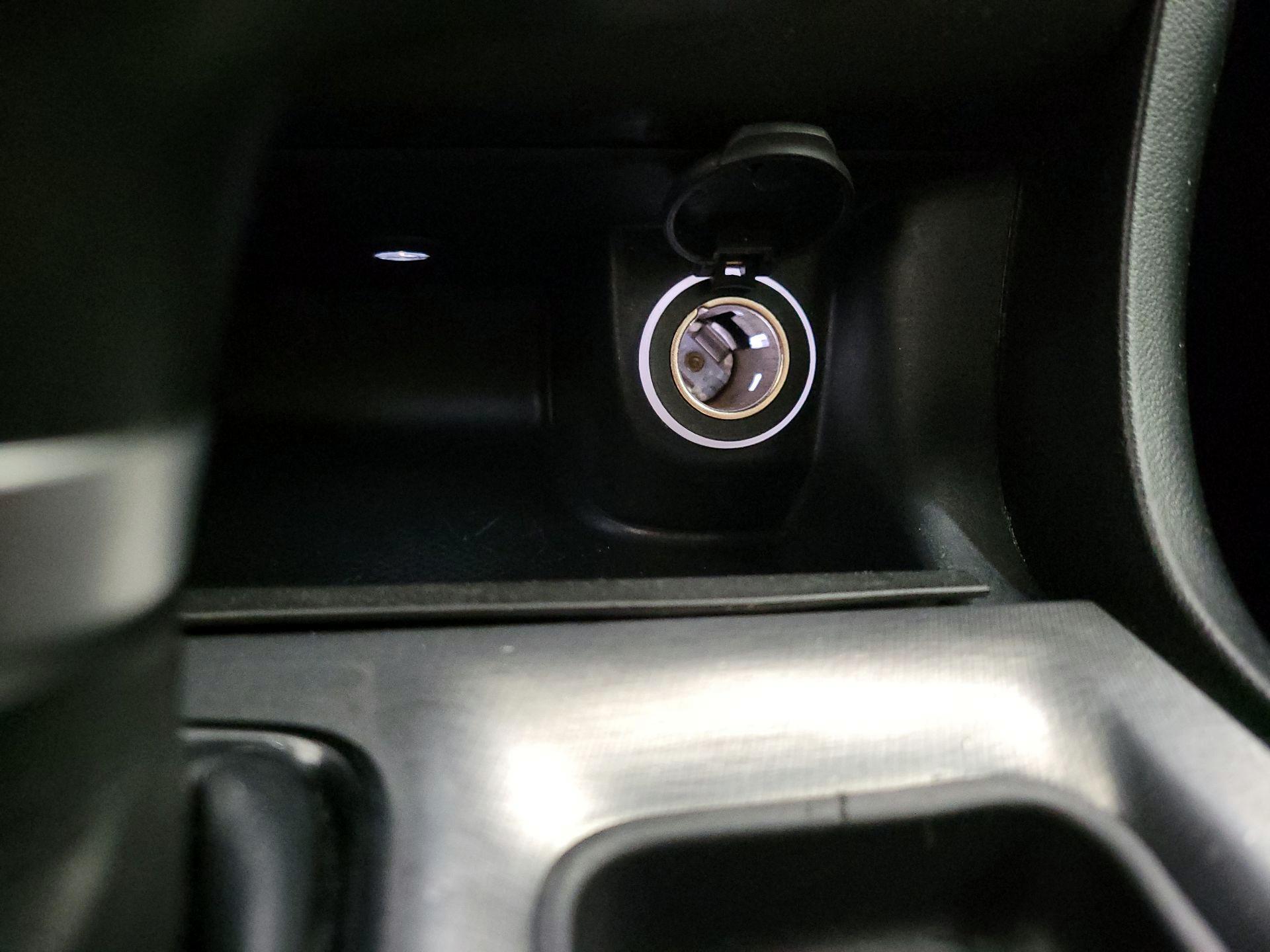 Thumbnail: 2020 Dodge Charger - 19