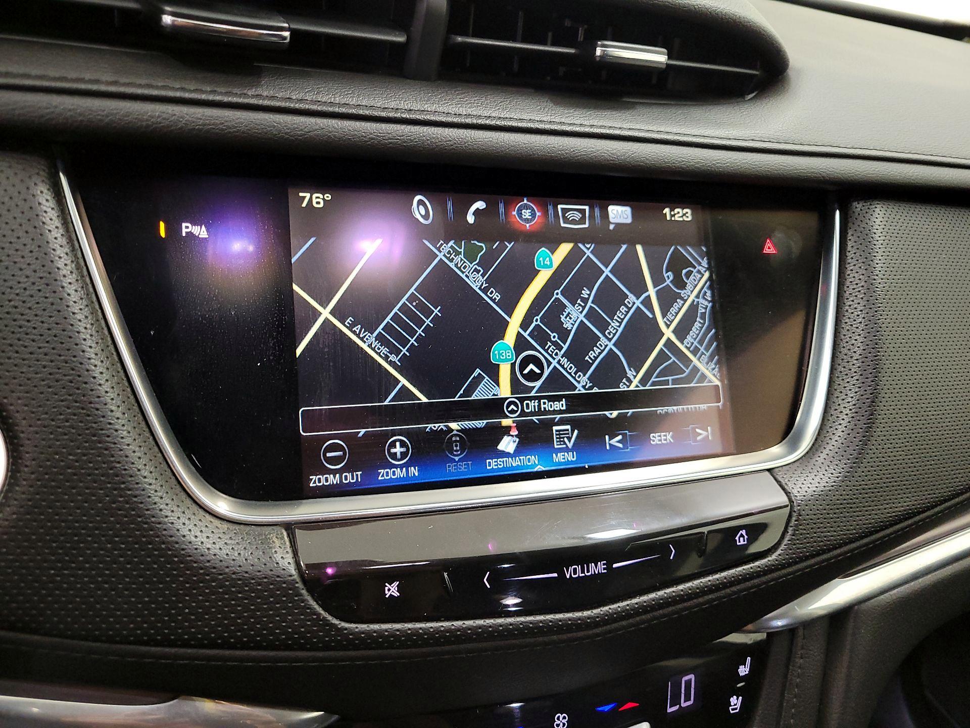 Thumbnail: 2017 Cadillac XT5 - 14