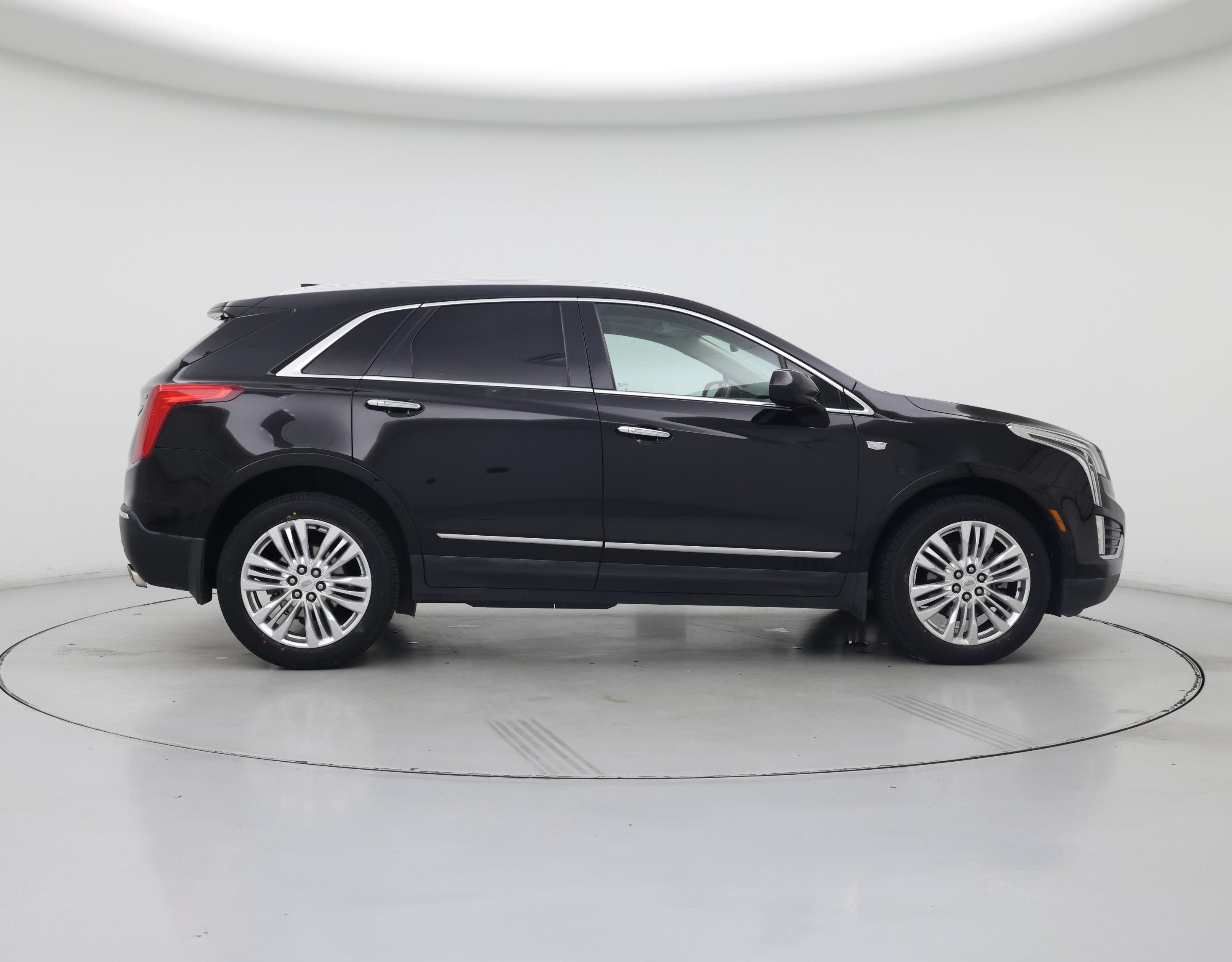 Thumbnail: 2017 Cadillac XT5 - 7