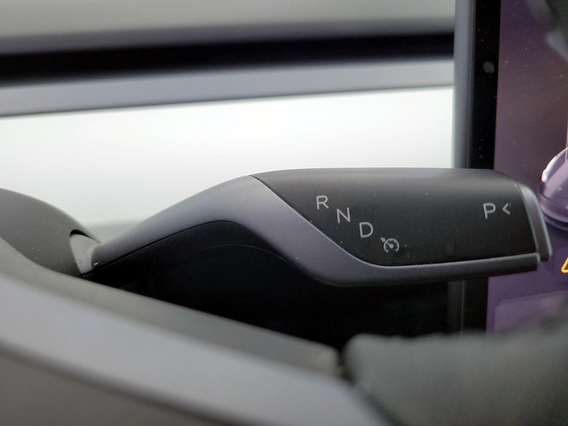 Thumbnail: 2023 Tesla Model 3 - 17