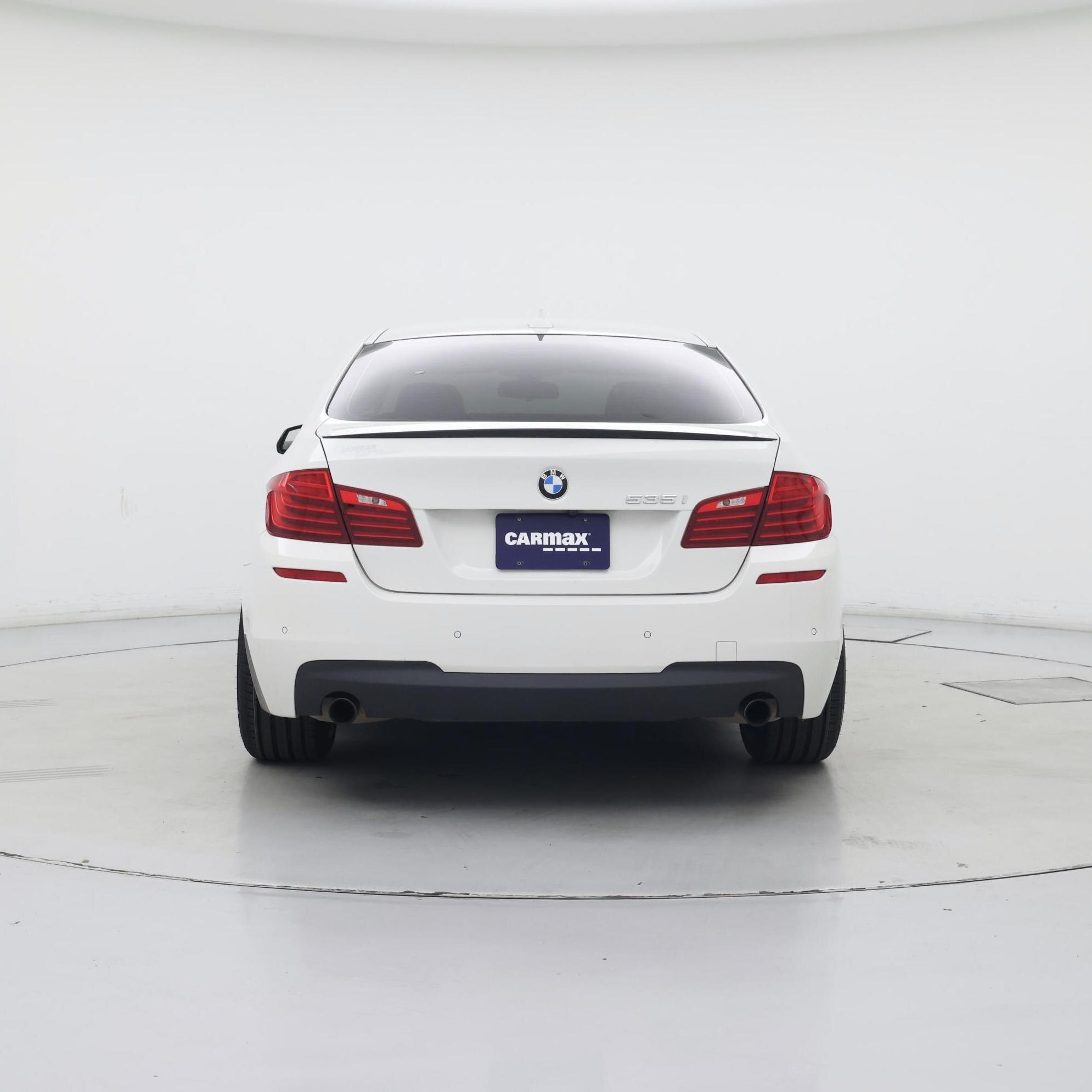 Thumbnail: 2015 BMW 5 Series - 6