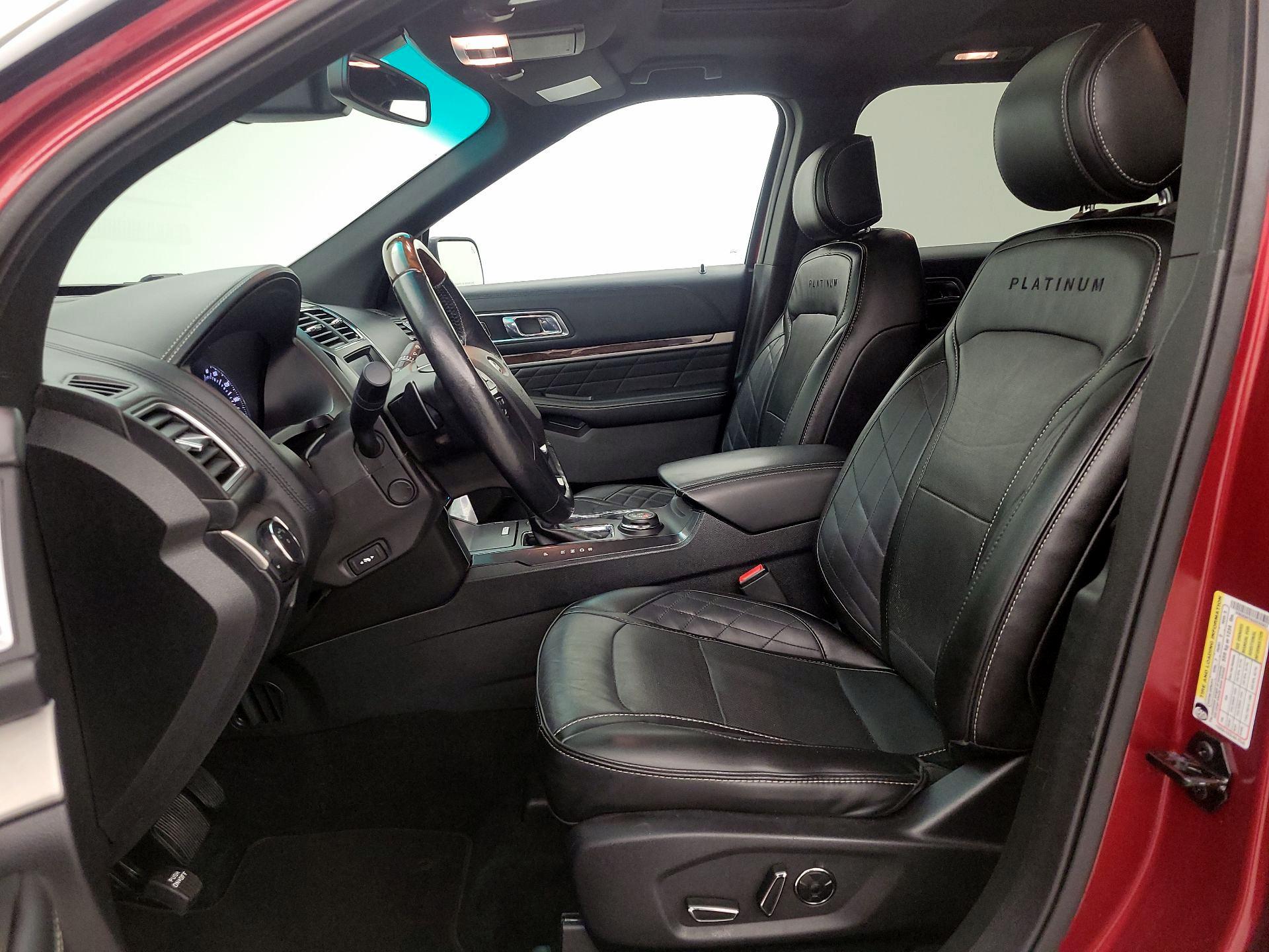 Thumbnail: 2016 Ford Explorer - 11