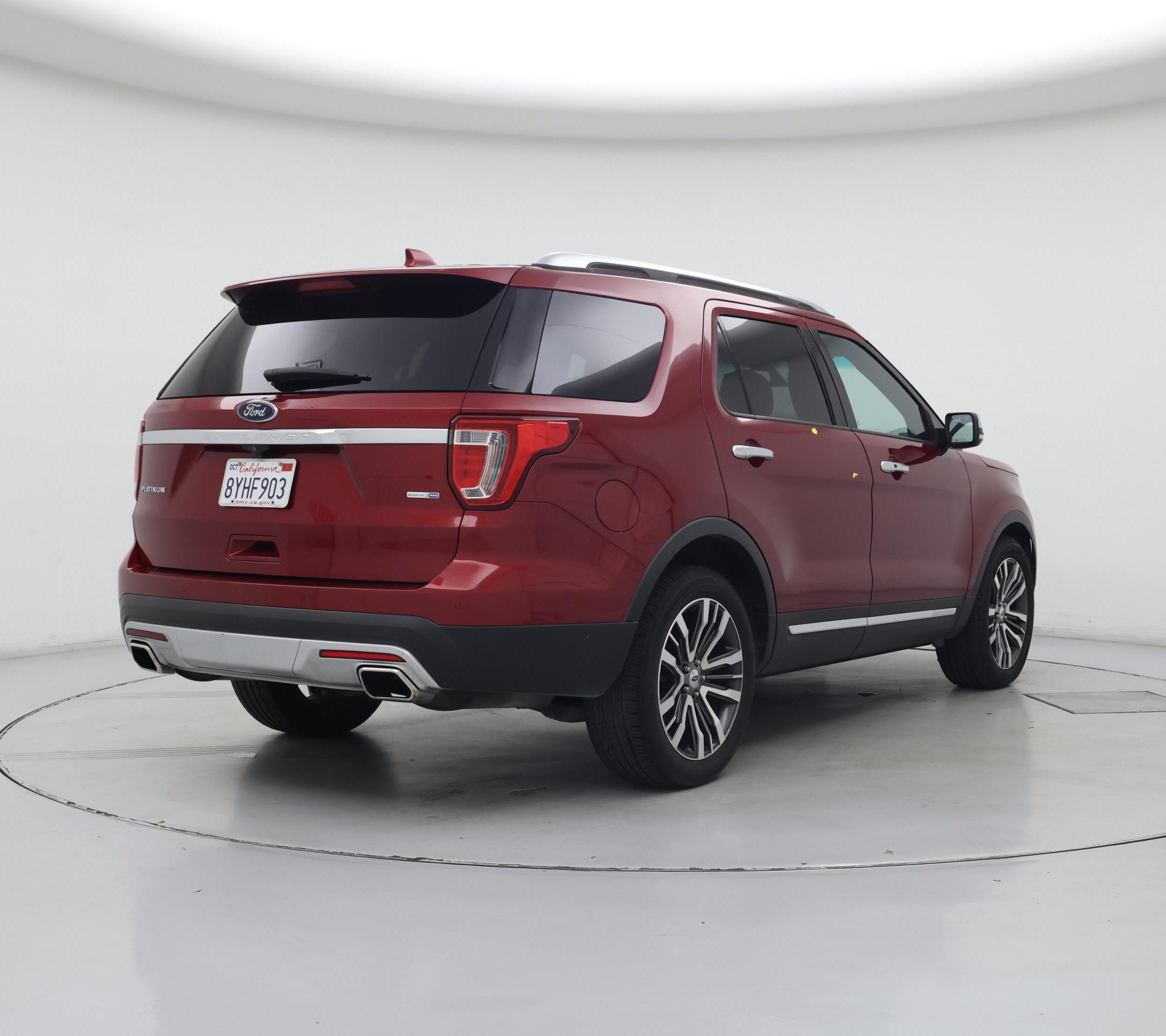 Thumbnail: 2016 Ford Explorer - 8