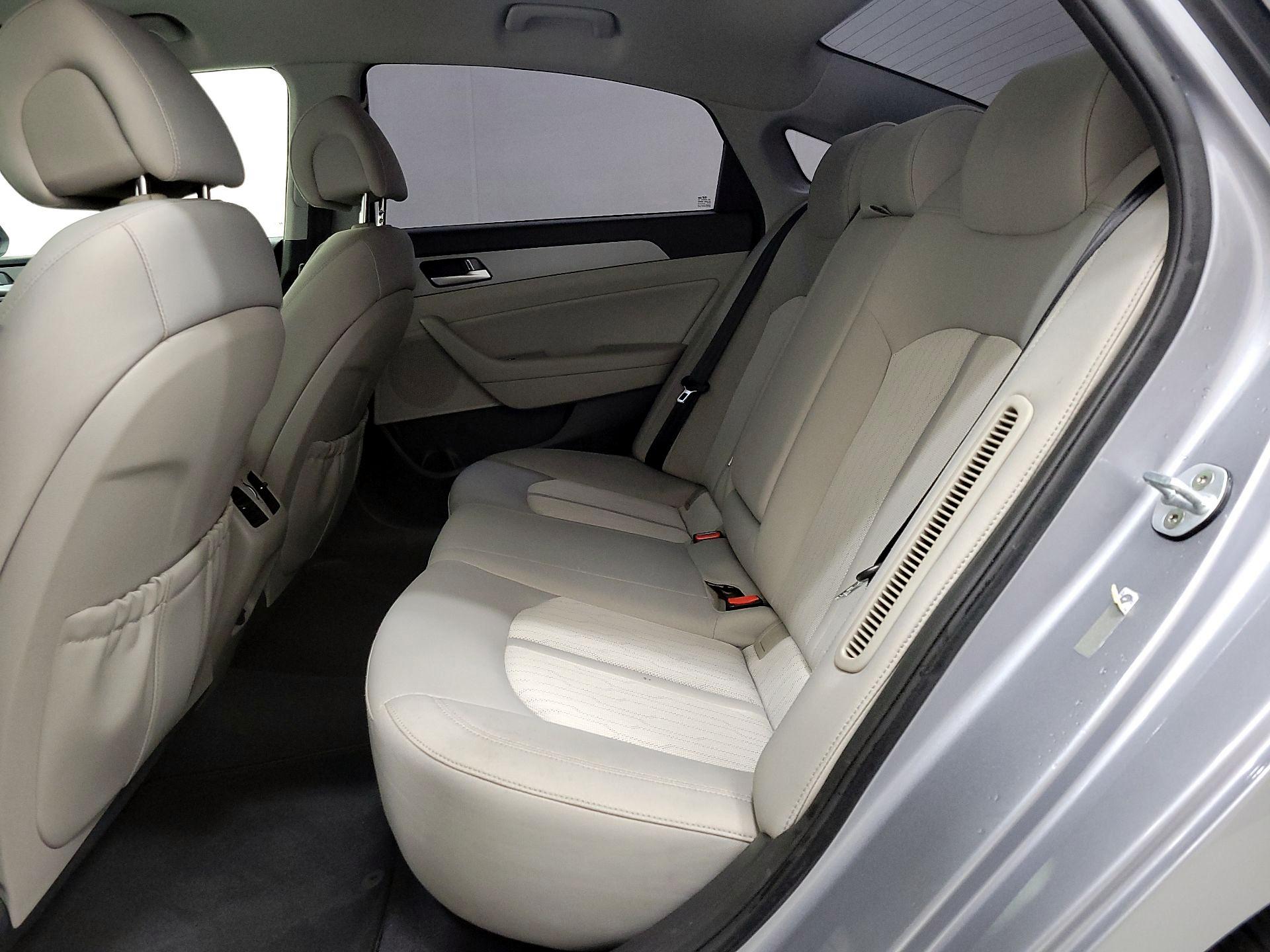 Thumbnail: 2016 Hyundai Sonata - 20