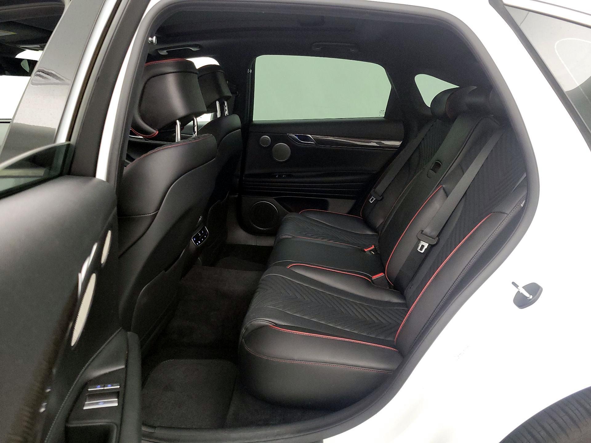 Thumbnail: 2024 Genesis G80 - 20