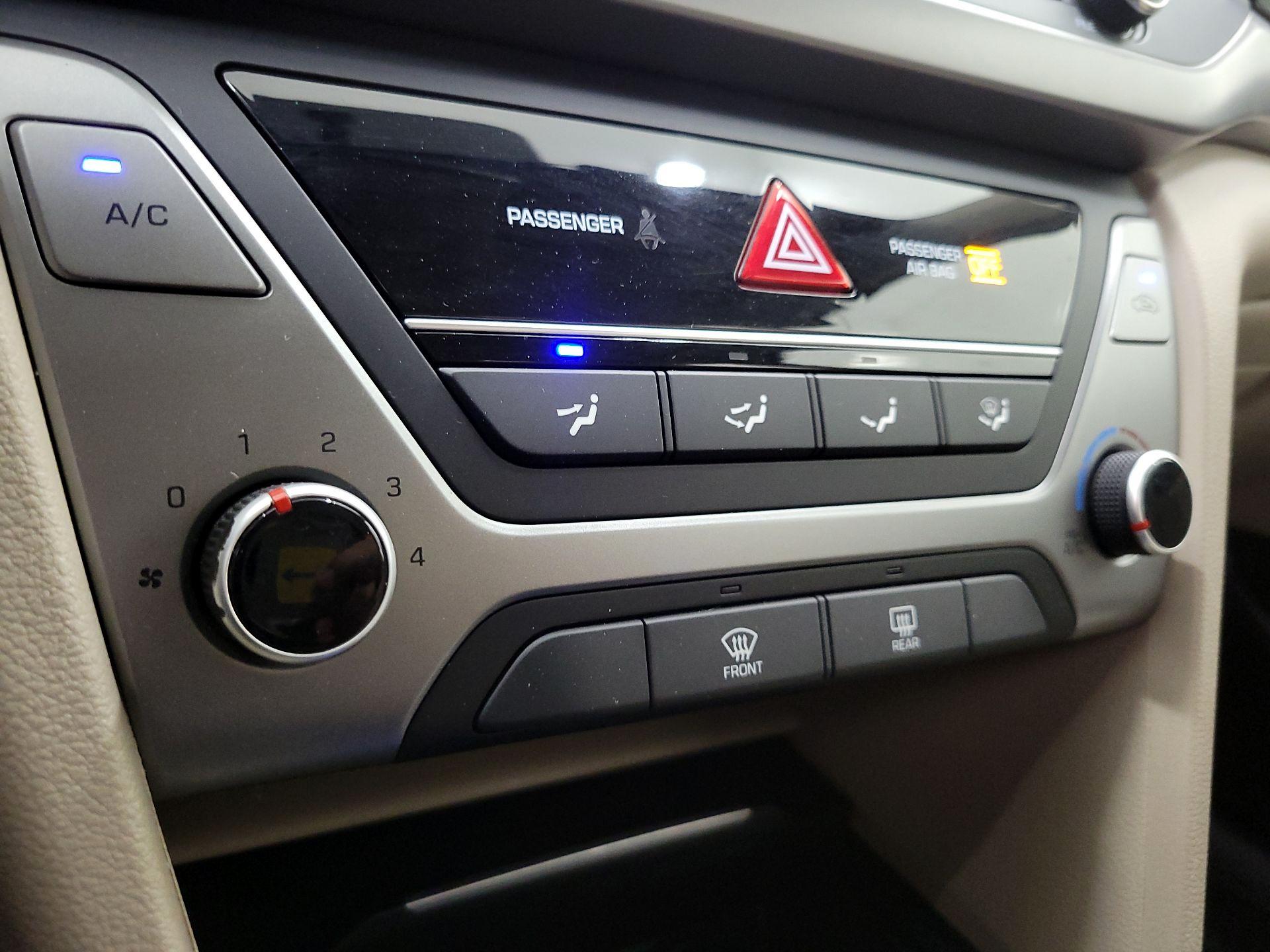 Thumbnail: 2018 Hyundai Elantra - 16