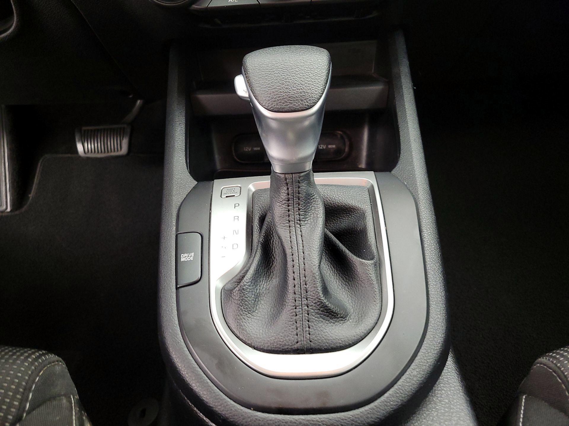 Thumbnail: 2021 Kia Forte - 17